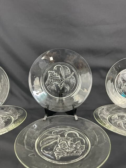 Fruit Pear Grape Leaves Clear Embossed Crystal 8" Plates-Set of 8 - Thumbnail 3