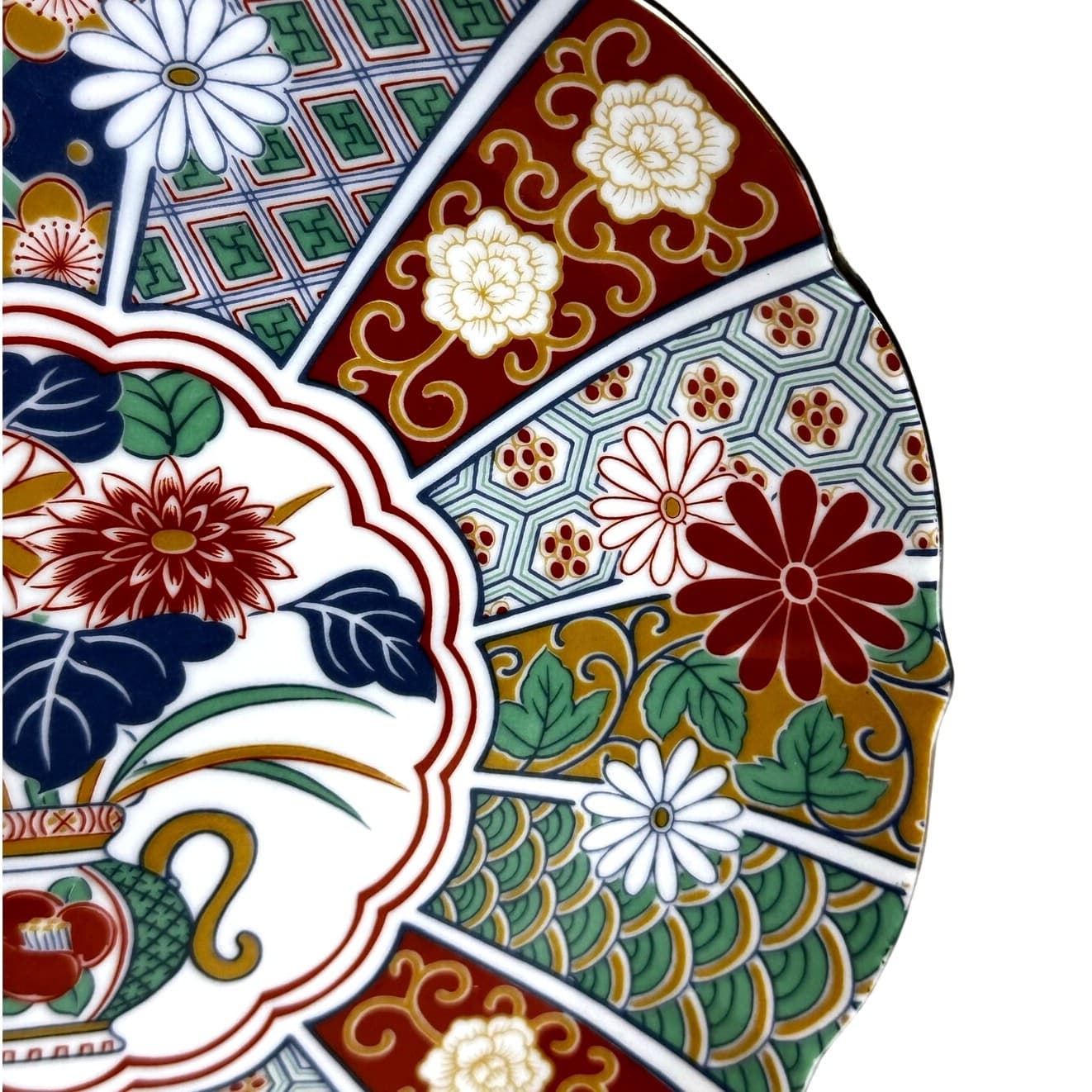 Arita Imari Fan 10” Scalloped Gilded Edge Dinner Plate Japan Urn Flowers Design - Thumbnail 3