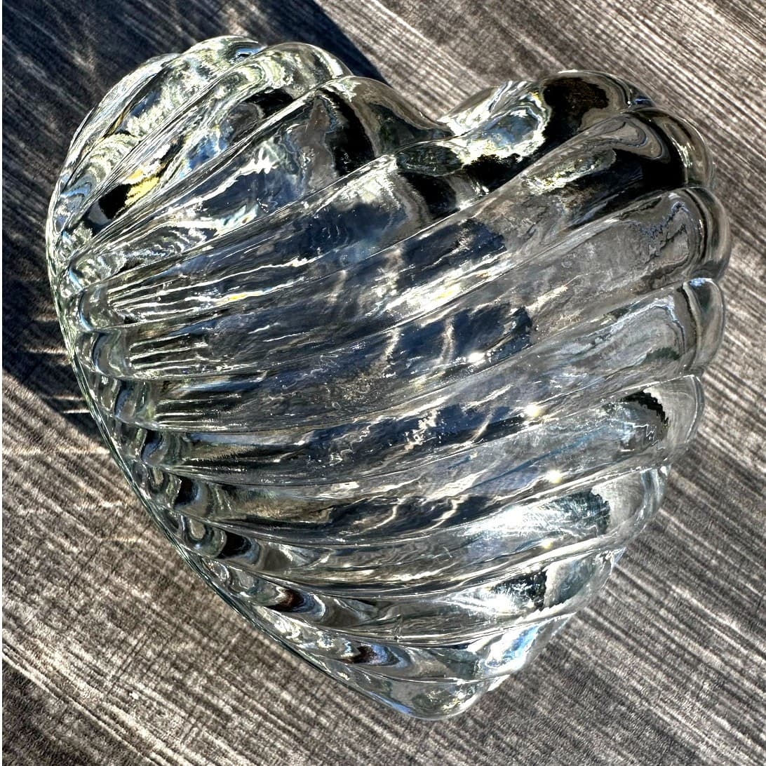 Romantic Glass Swirl Pattern Heart Shaped Jewelry Trinket Dish w/Lid-Excellent - Thumbnail 5