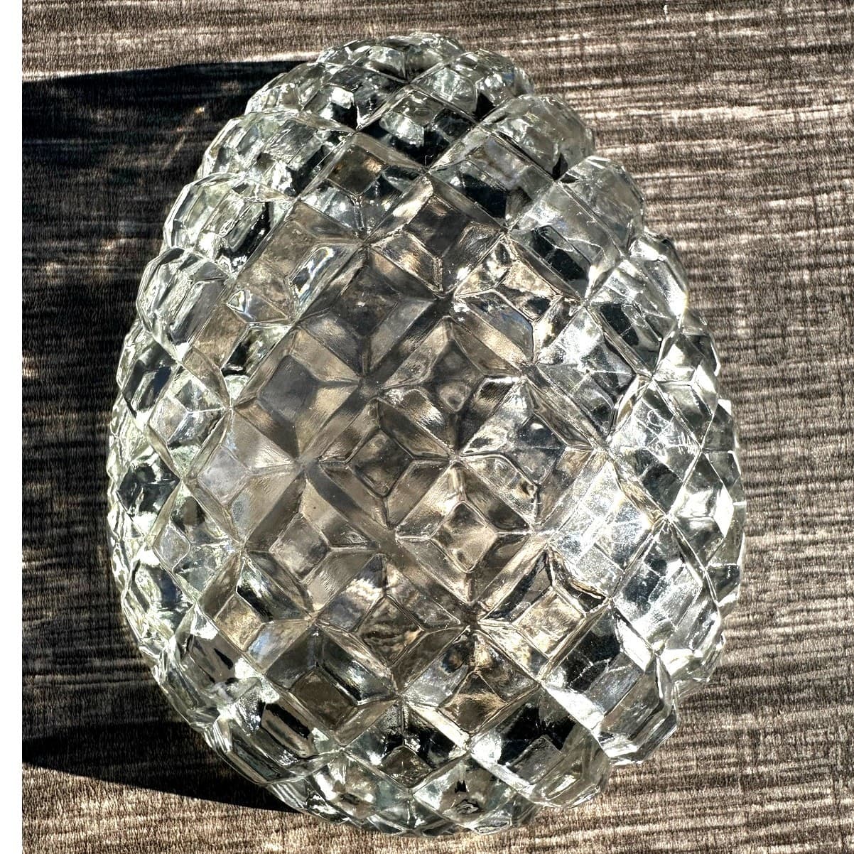 Stunning Glass Diamond Design Egg Shaped Candy Trinket Dish with Lid-Excellent - Thumbnail 3