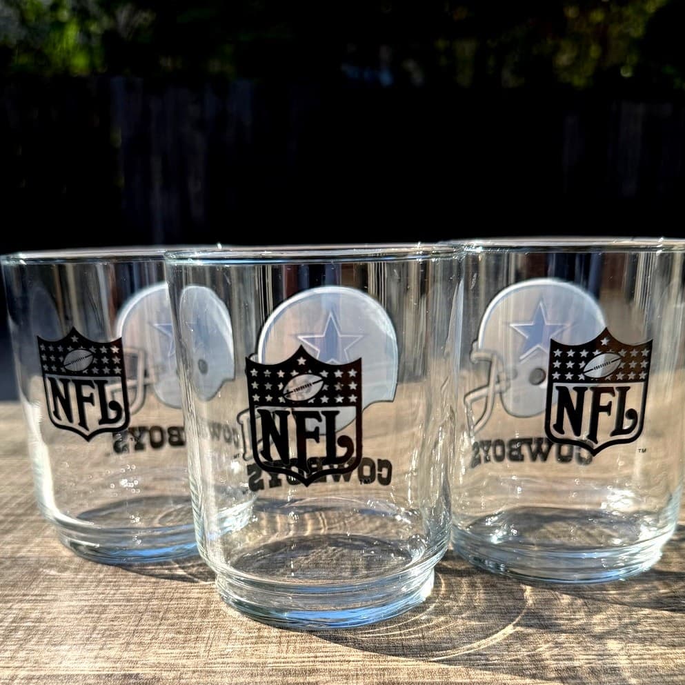 Dallas Cowboys NFL Vintage Logo Football Helmet 12 oz 4" Whiskey Tumbler-Set 3 - Thumbnail 3