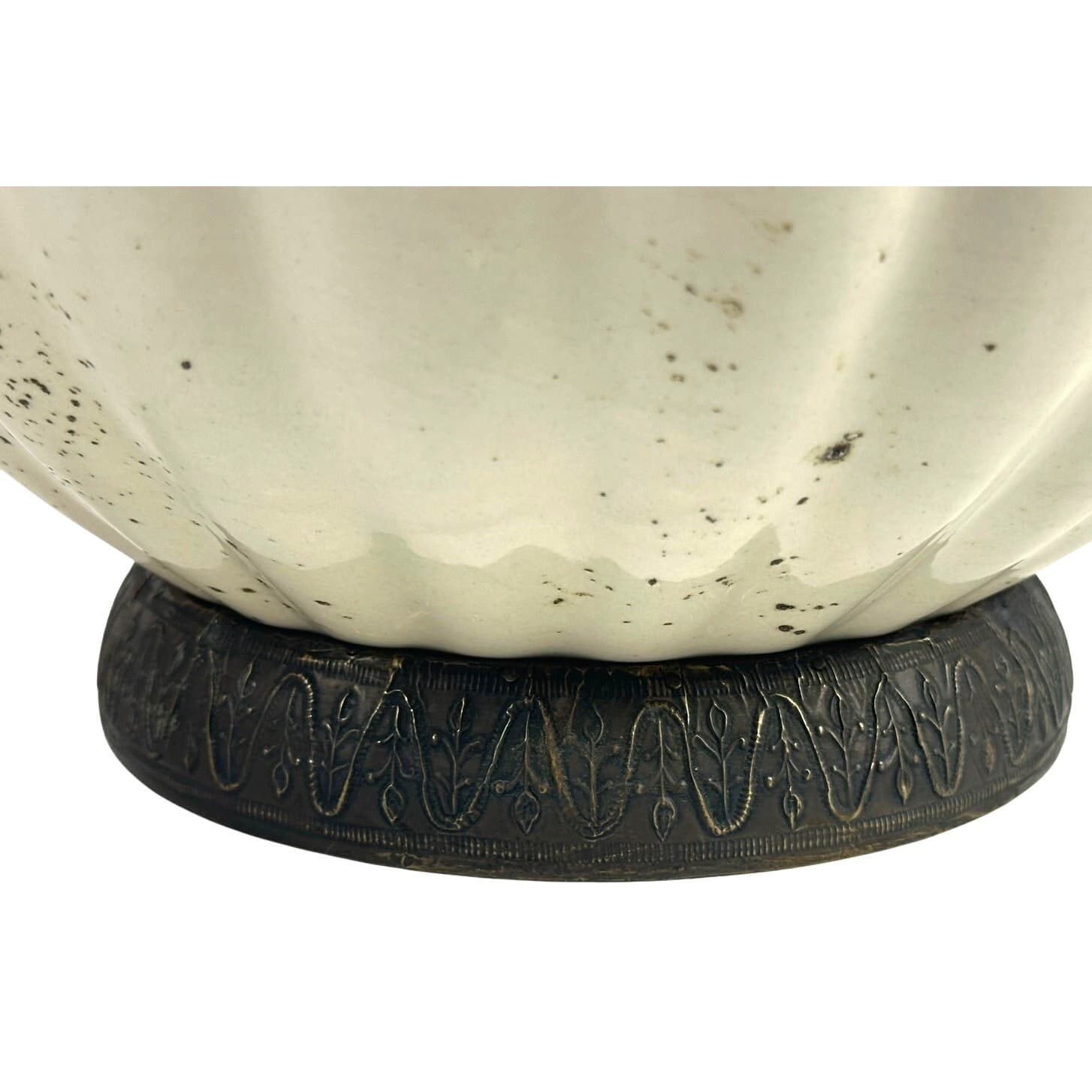 Unique Rustic Design Presentation Salad Centerpiece 12" Bowl Metal Covered Base - Thumbnail 2