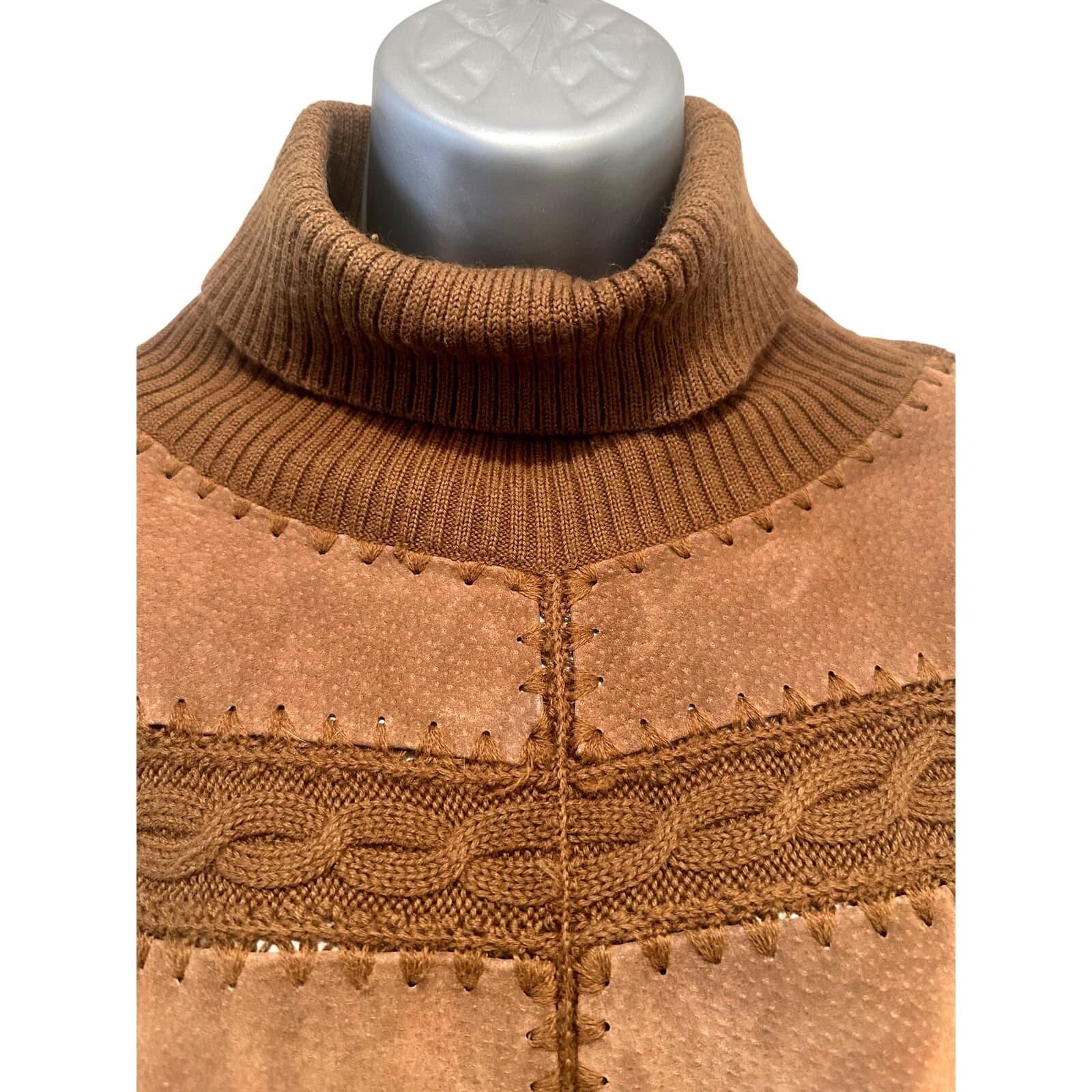 'High Point' Brown Knit and Suede Accent Panel Turtleneck Sweater Women's Large - Thumbnail 2