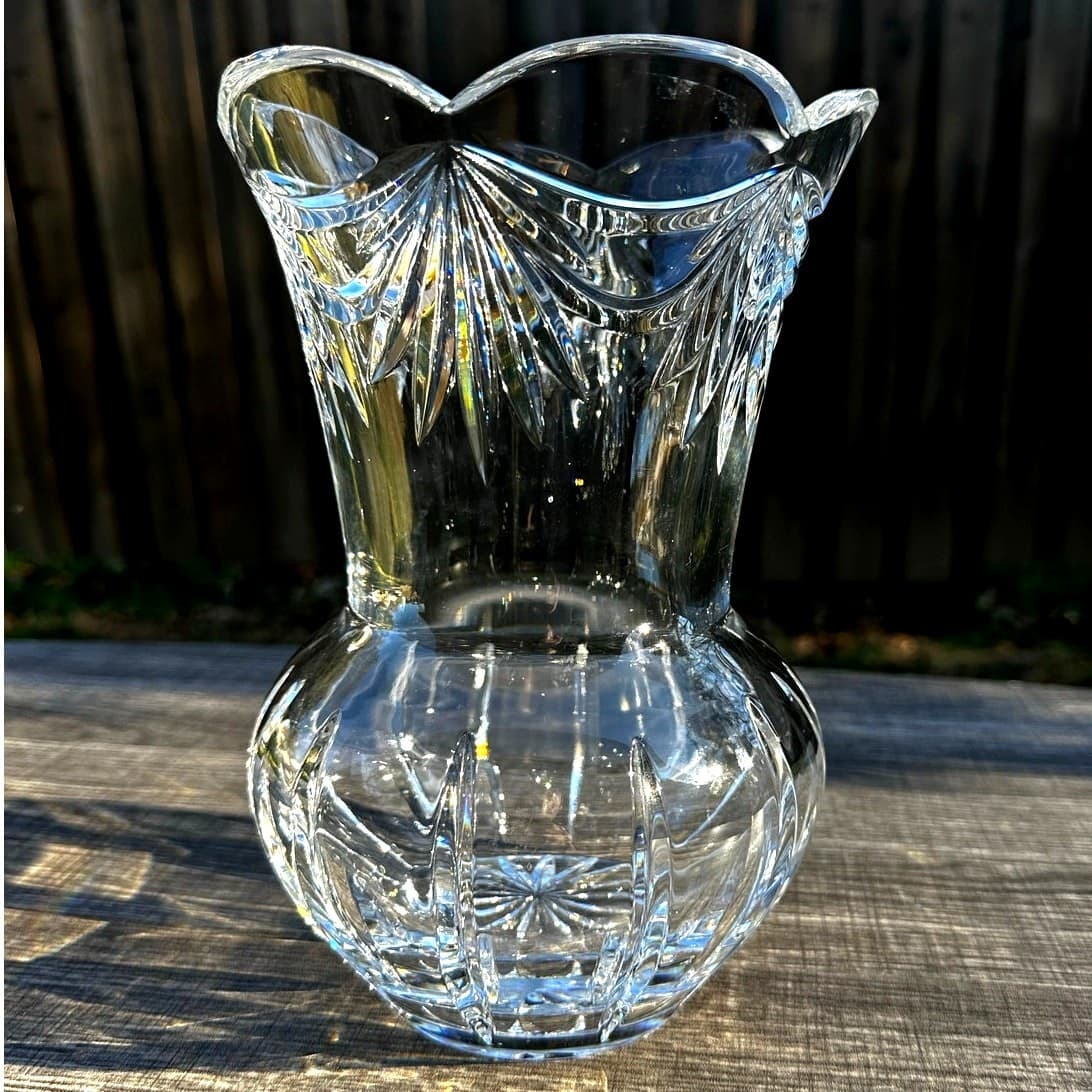 Toscany Hand Blown Poland Heavy 24% Lead Crystal Stunning 8.75" Display Vase