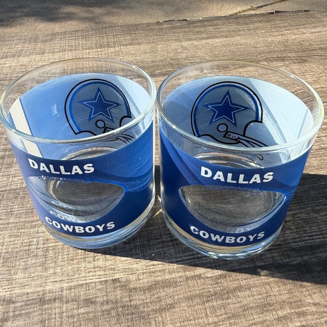 Dallas Cowboys 1970's Houze Art Football Helmet See-Thru Whiskey Glass-Set of 2 - Thumbnail 5