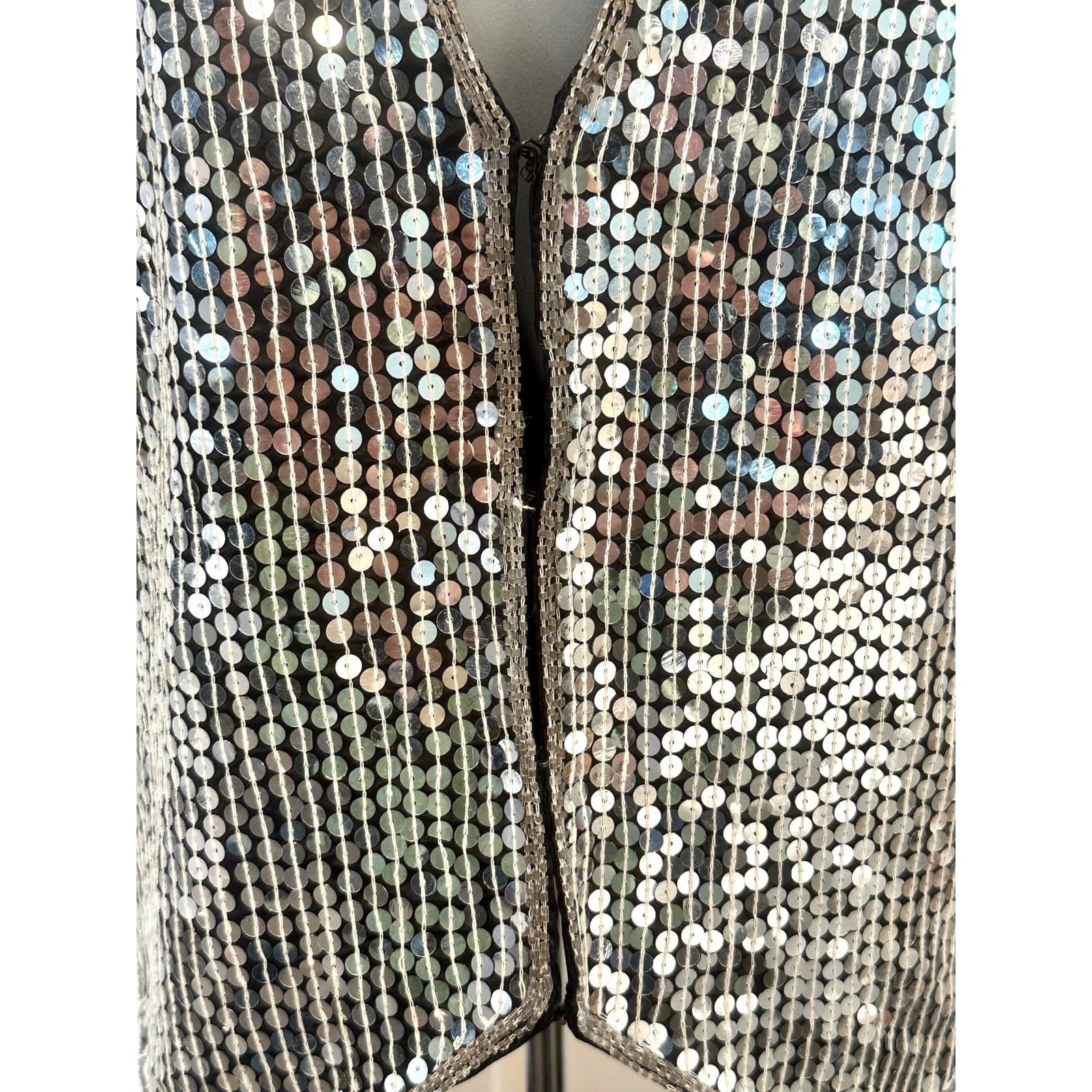 'AJ' India Vintage Silver Sequin/Black Silk Rayon Vest Women's Size Large - Thumbnail 4