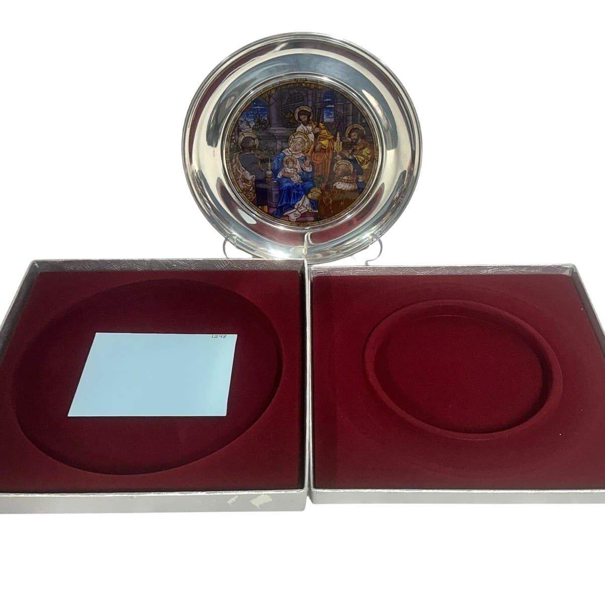 St. Paul's San Francisco 'the Magi' 1981 Stained Glass Christmas Plate #1298 - Thumbnail 12