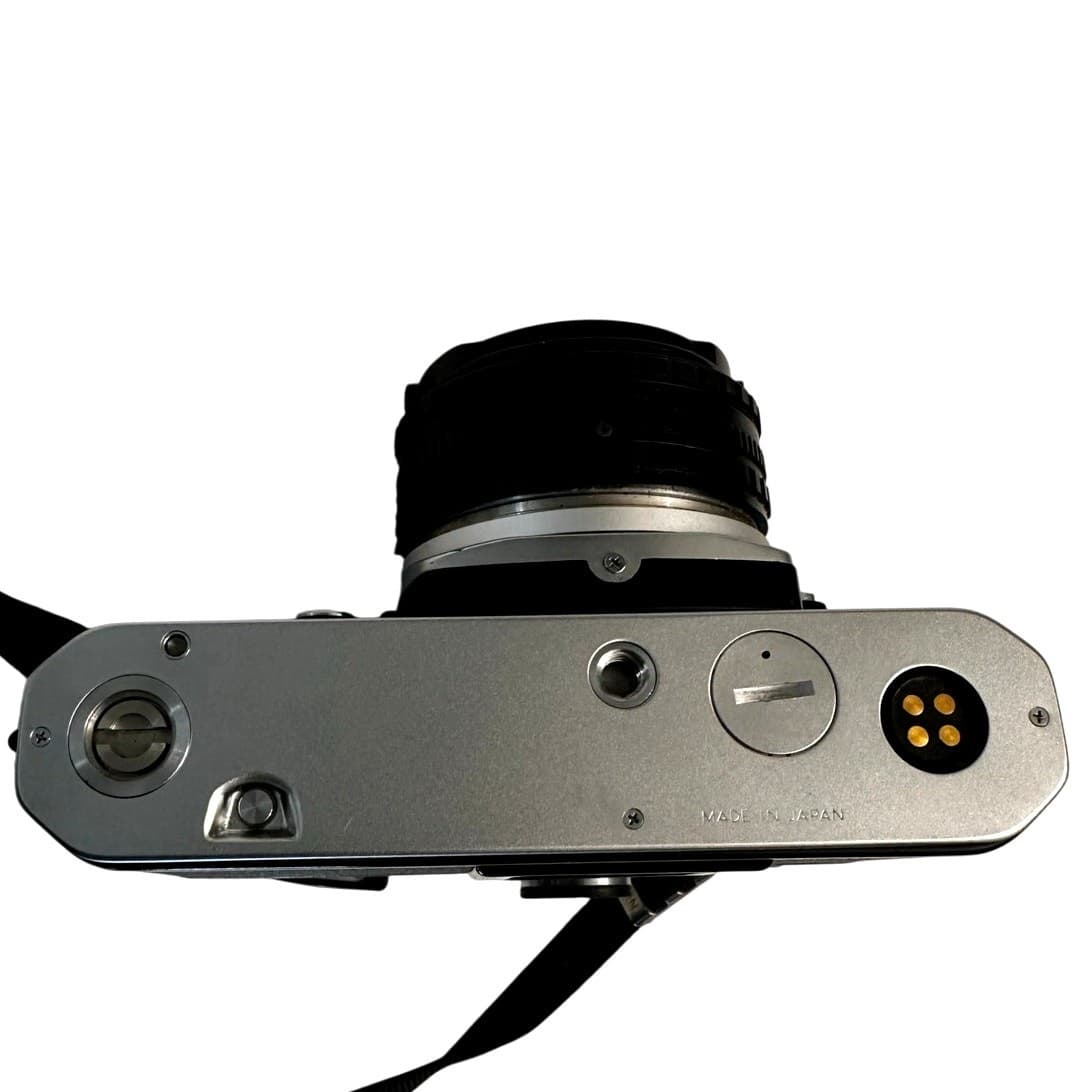 Nikon FE 35mm SLR Film Vintage 1978-83 Camera with Nikon Series E 150mm 1.8 Lens - Thumbnail 4