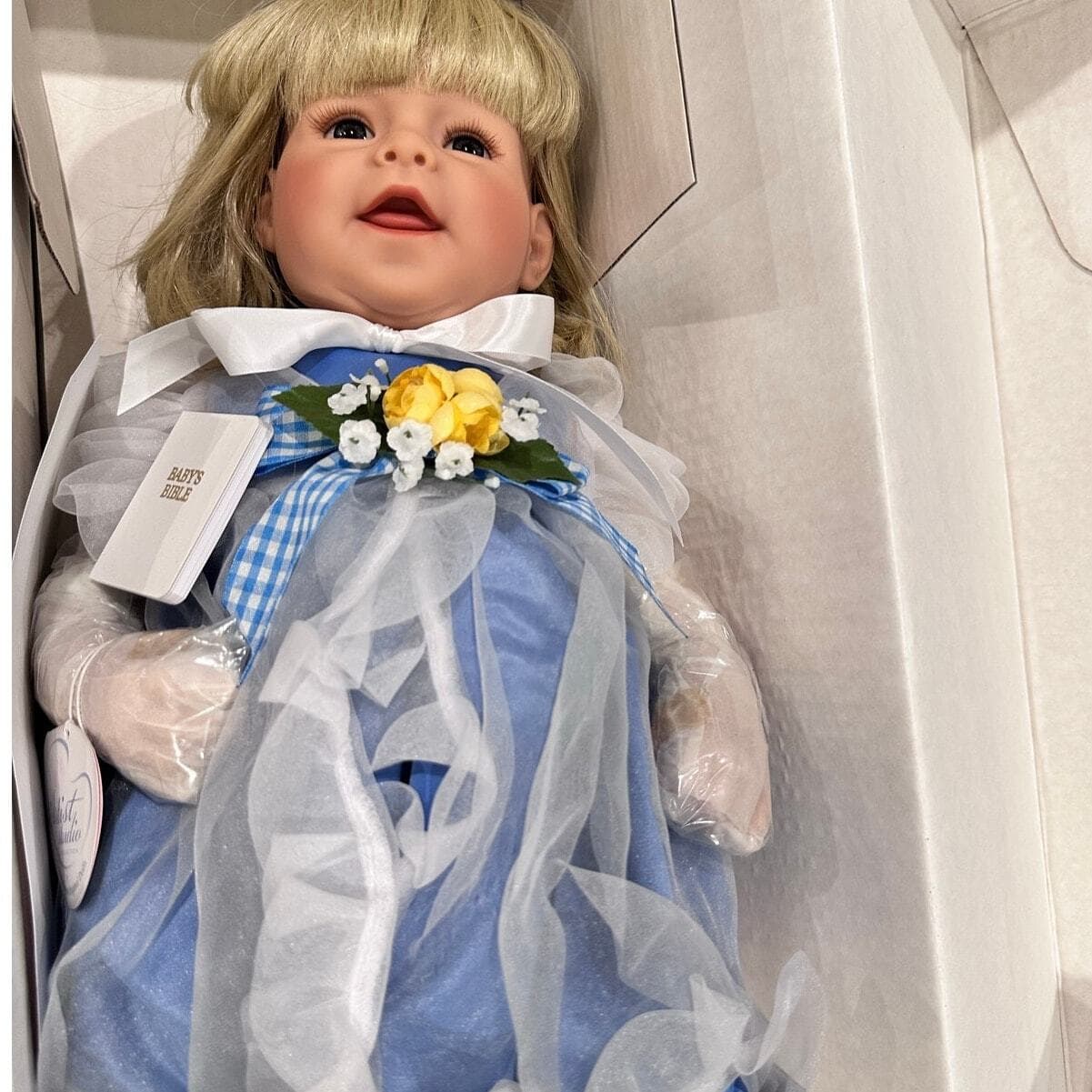 Lee Middleton Original Dolls "Blue Bell" Model 01139-2004-215/350 NEW in Box! - Thumbnail 3