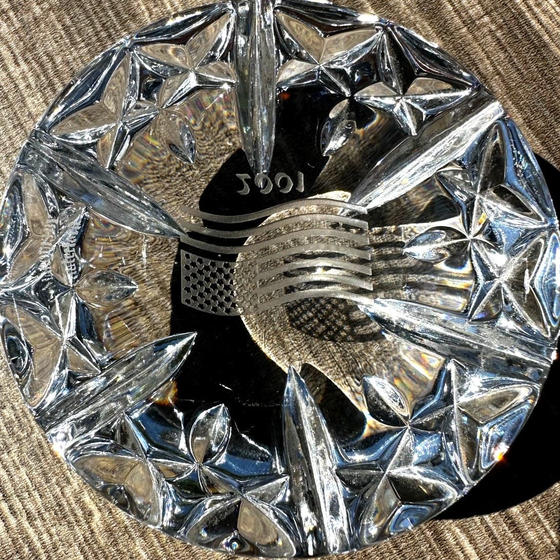 Marquis by Waterford Crystal '2001' Ernest & Young LLP Entrepreneur Paperweight - Thumbnail 2