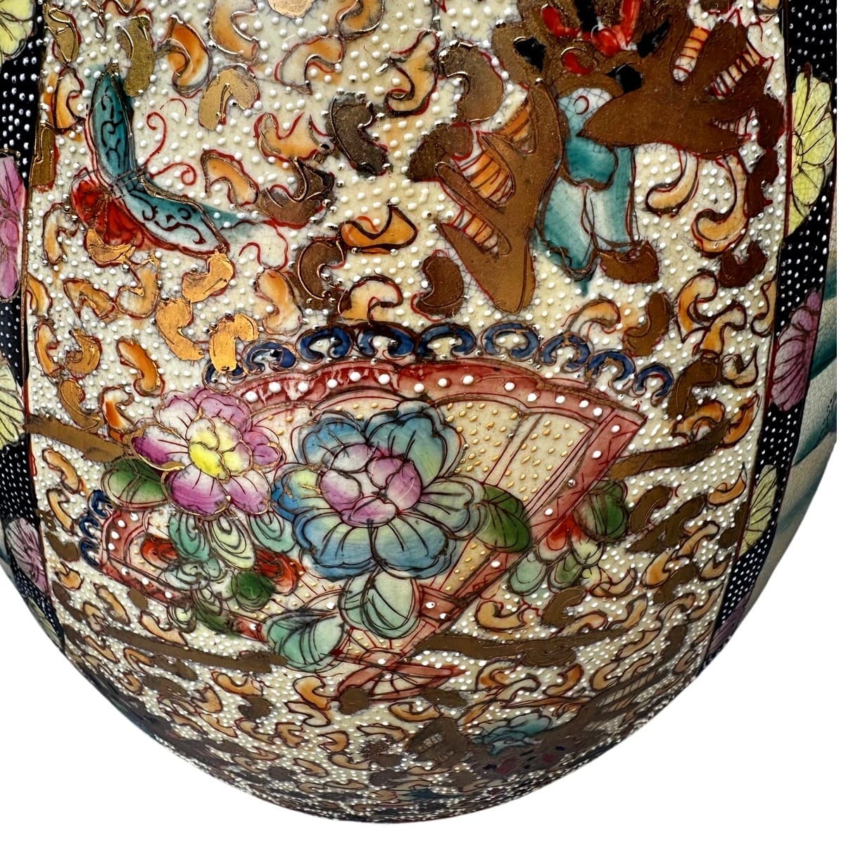 Japanese Satsuma Moriage Hand Painted 16.25" Egg Figural Panels Gold Gilt Work - Thumbnail 6
