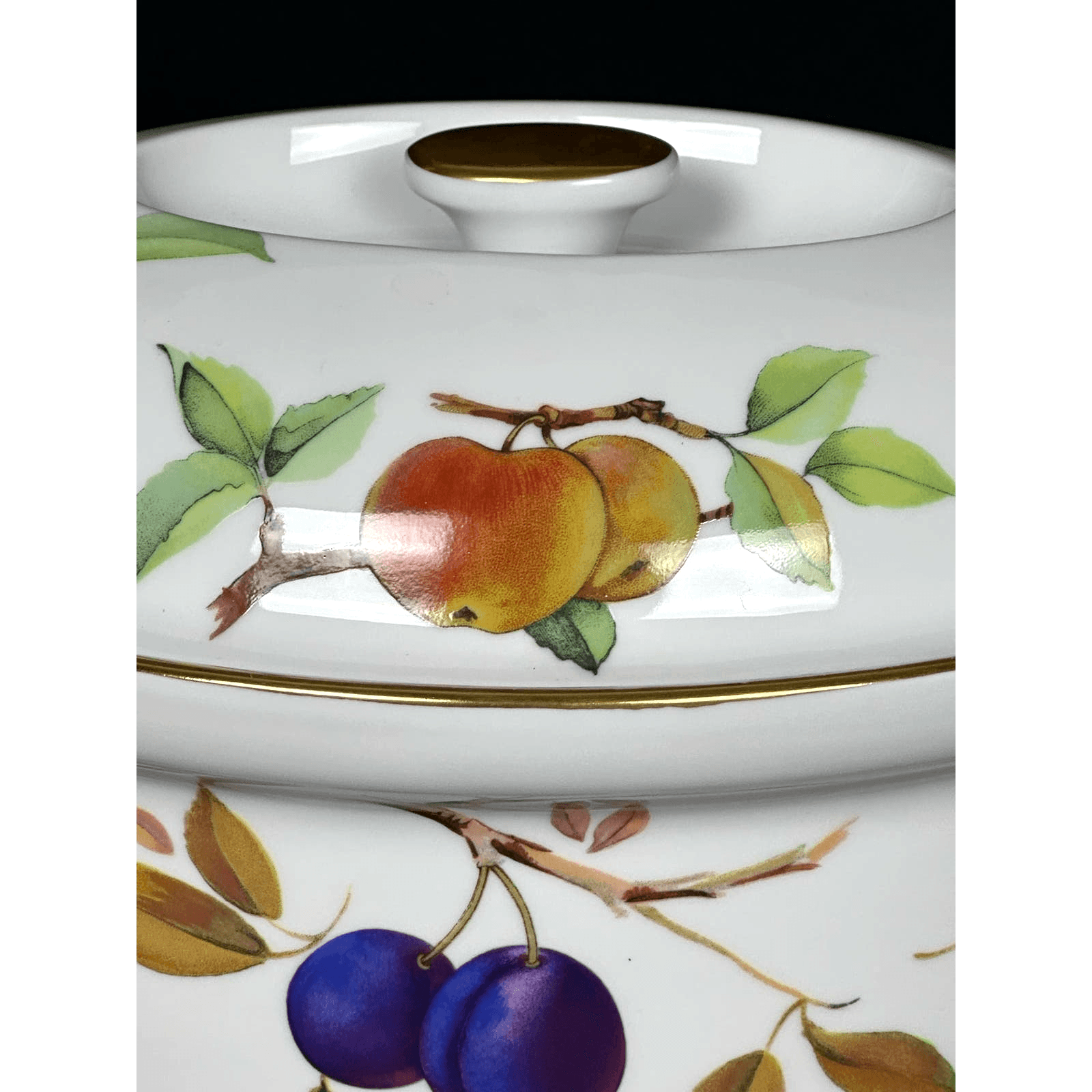 Royal Worcester EVESHAM Gold 2.5 QT Casserole with Lid England Vintage Retired - Thumbnail 7