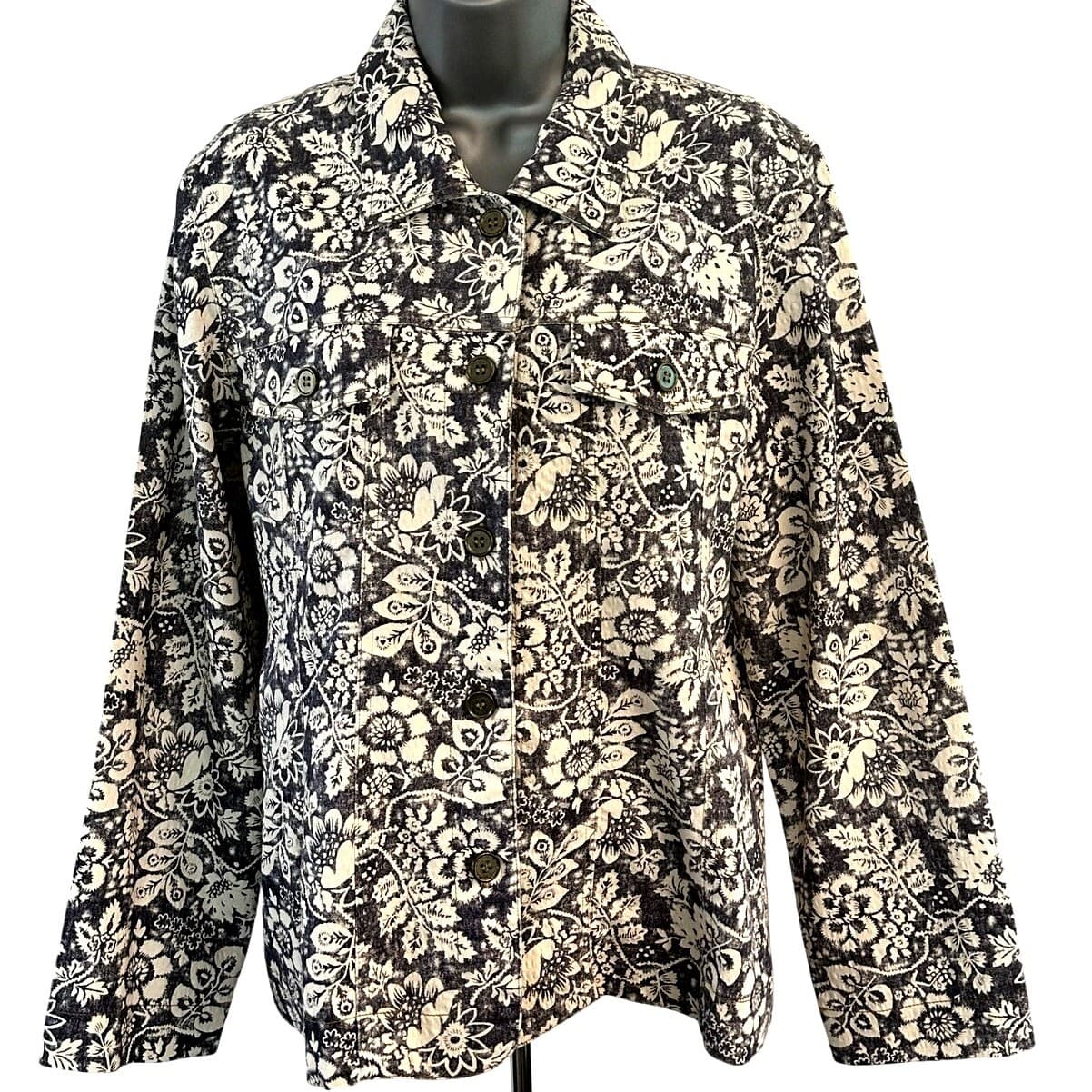 Rebecca Malone Floral Denim Blue & White Button Woman’s Blouse Shirt L Excellent