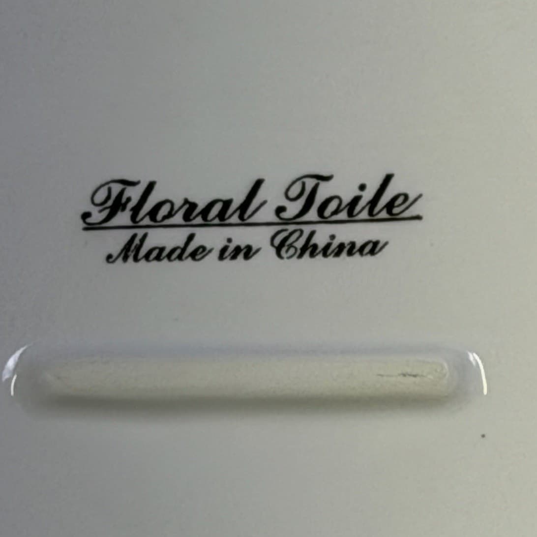 Maxcera Corp Retired 2009-2012 'Floral Toile' MXEFLTO 9" Square Luncheon Plate - Thumbnail 3