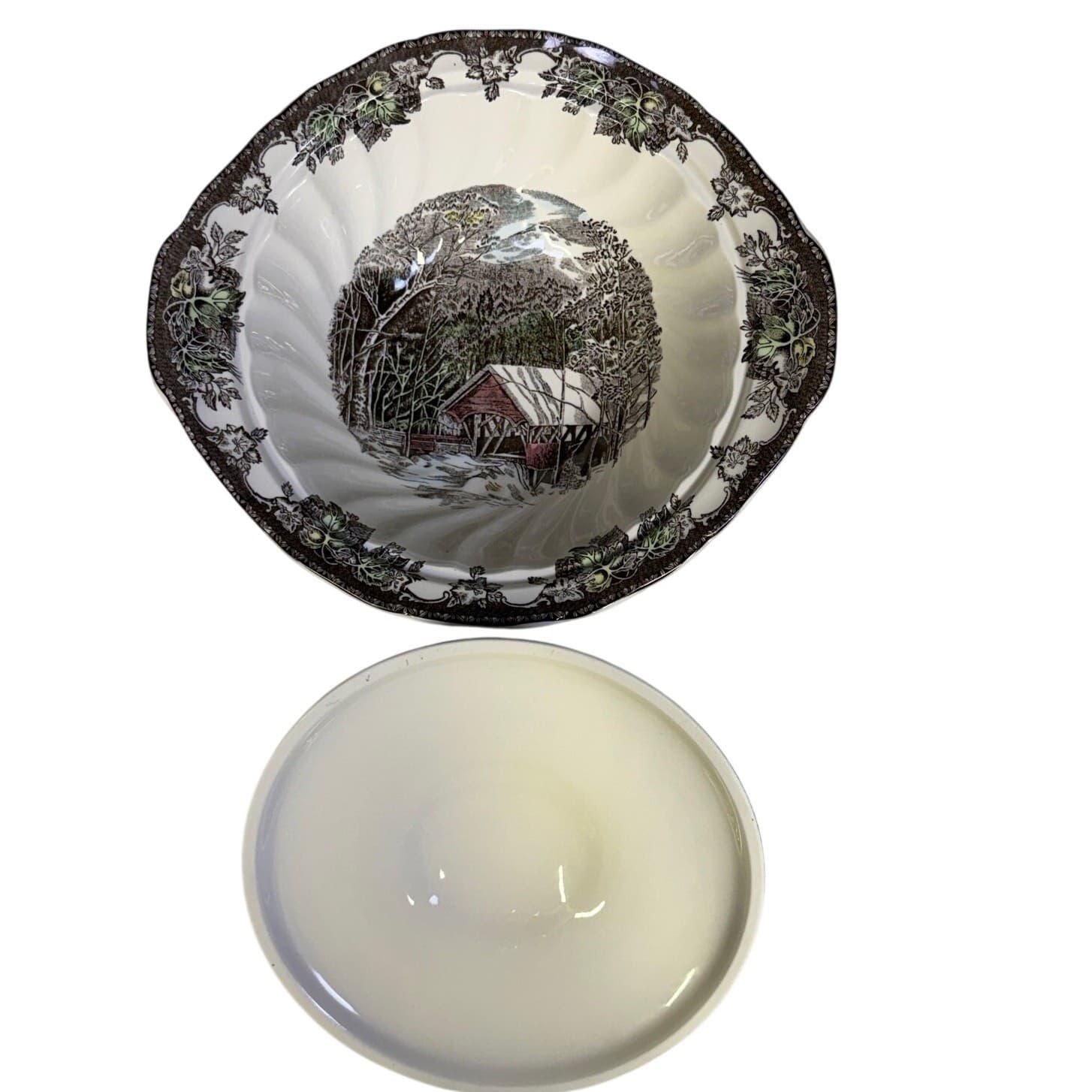 Johnson Bros Friendly Village England Covered Bridge Handled Serving Bowl w/Lid - Thumbnail 5