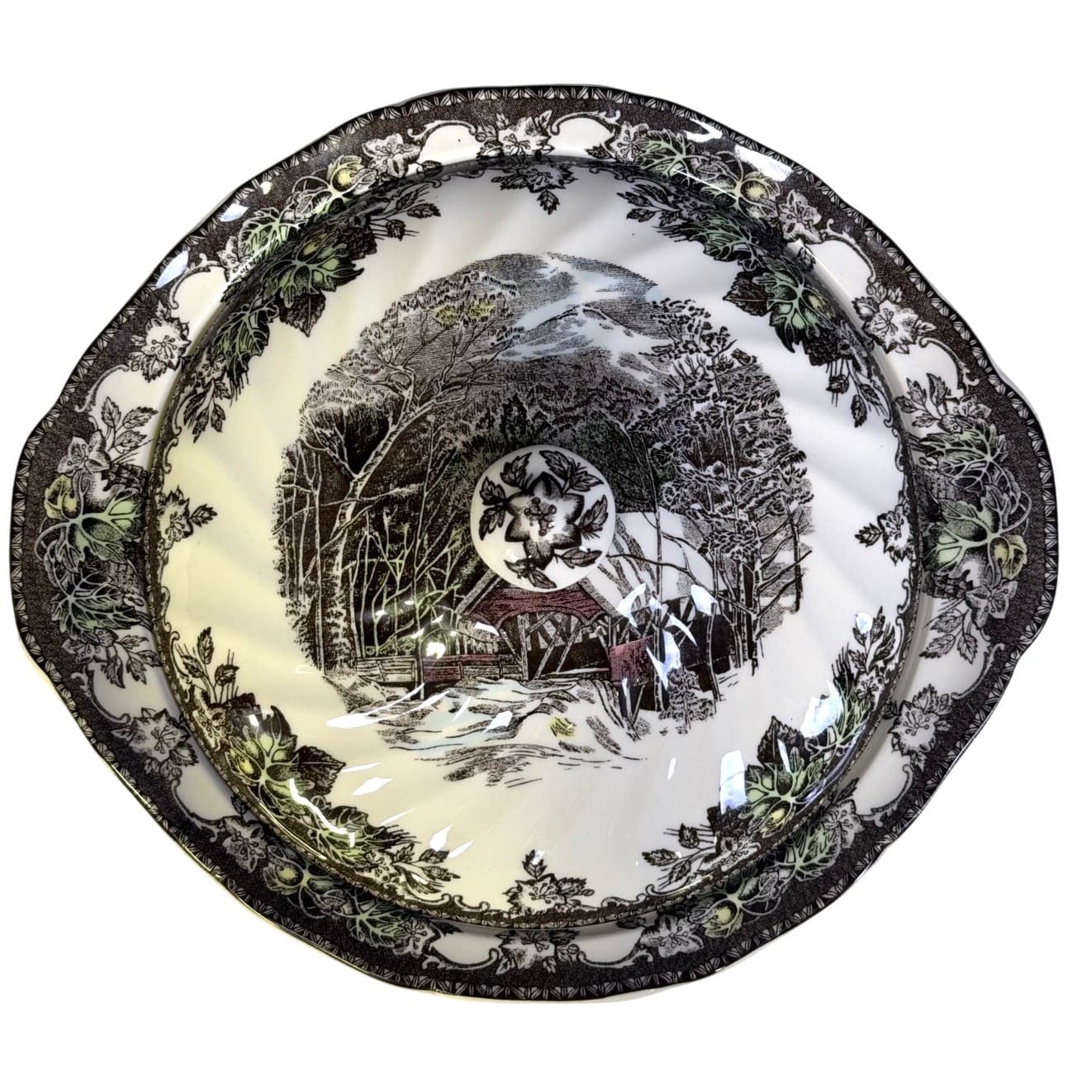 Johnson Bros Friendly Village England Covered Bridge Handled Serving Bowl w/Lid - Thumbnail 3