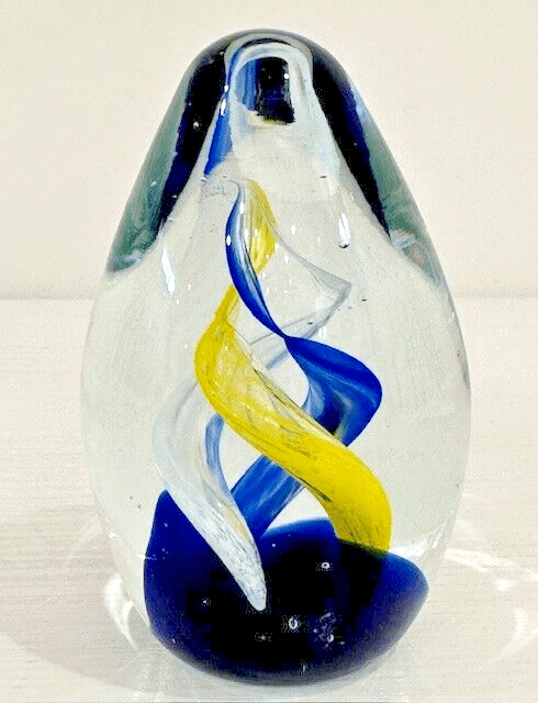 Art Glass Display Egg Paperweight Clear Blue Yellow White Swirls - Thumbnail 5