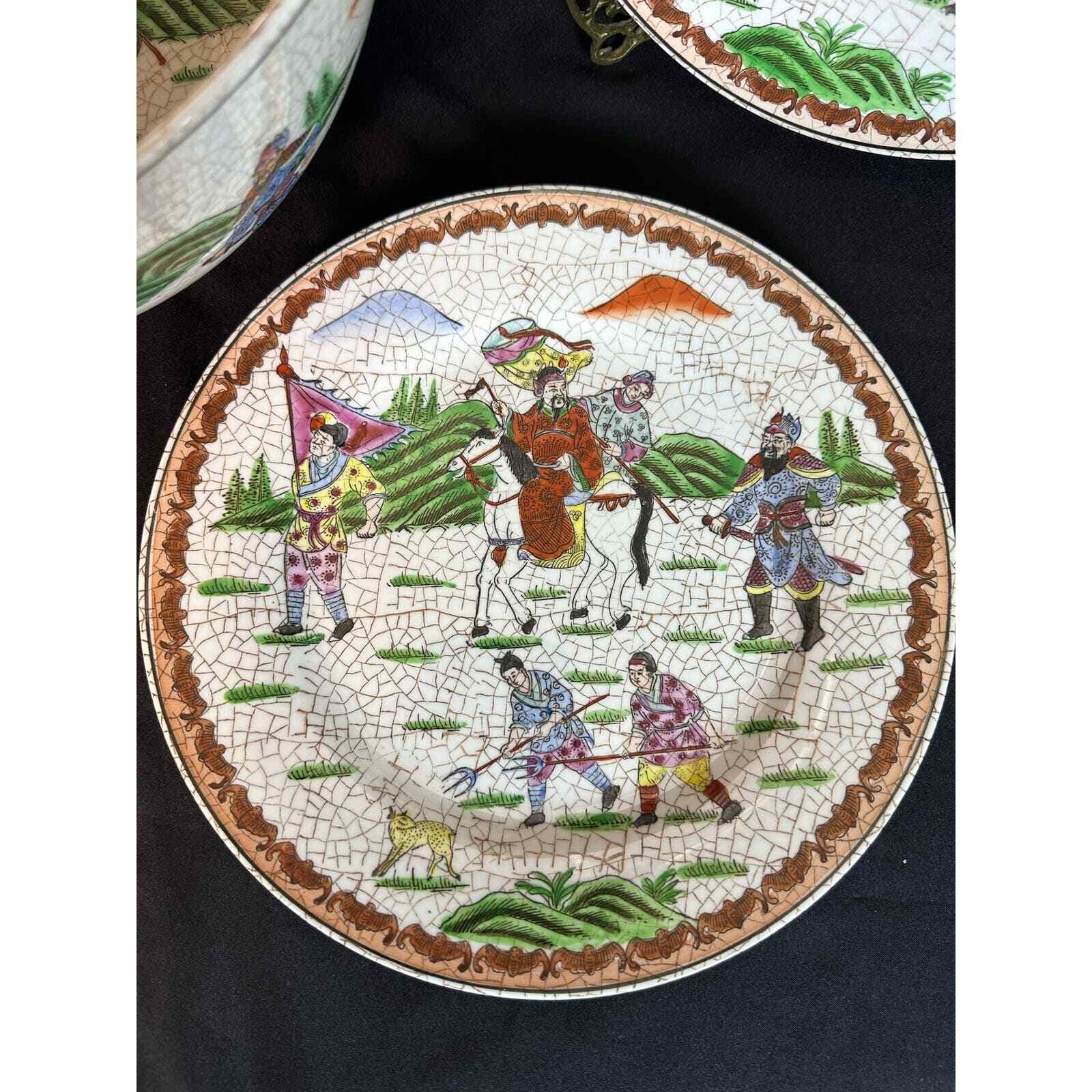 Chinese Porcelain Vintage Large 12.5" Bowl with Four 10.5" Matching Plates! - Thumbnail 9
