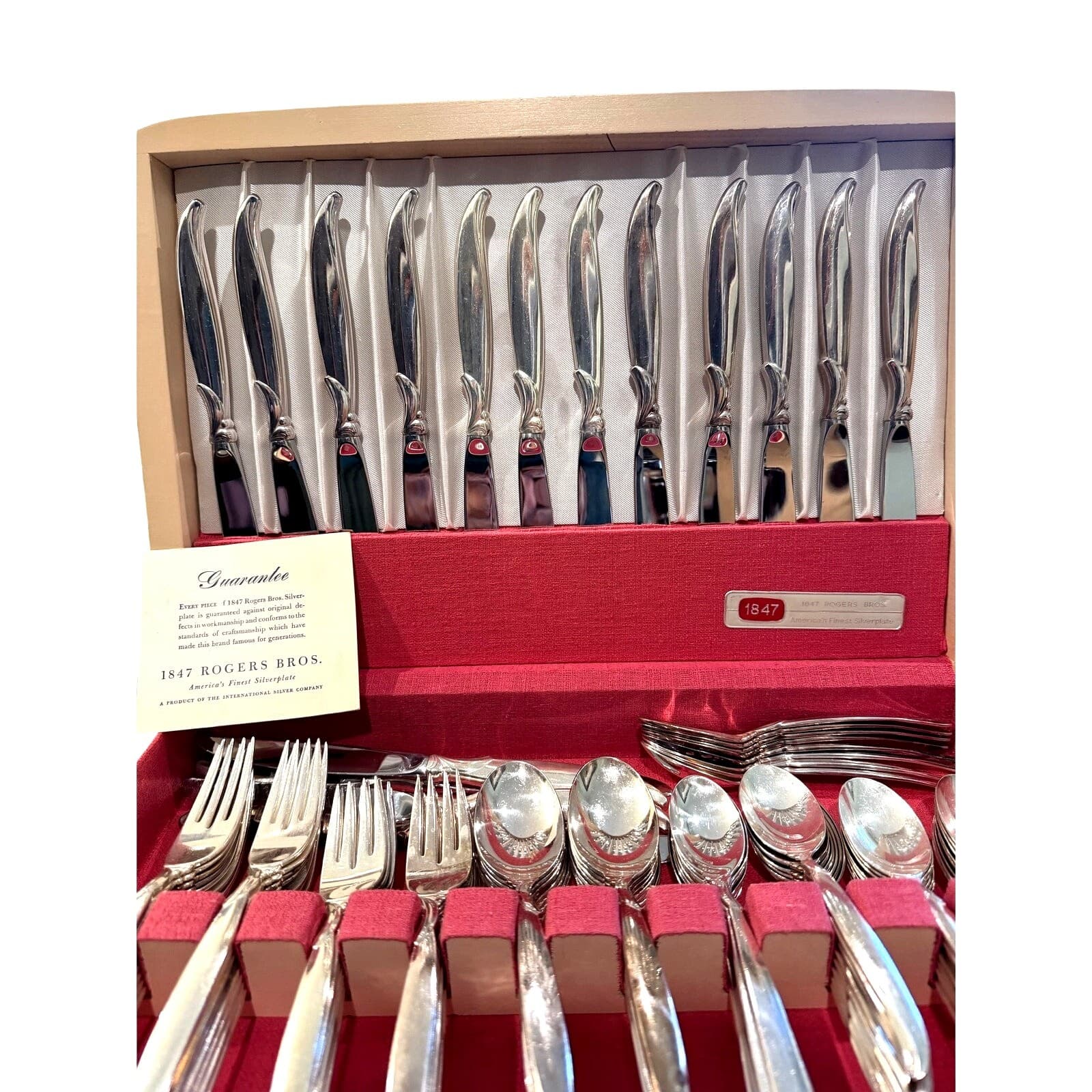 1847 MCM Rogers Bros 'Flair' 121-PC Silverplate Place Settings-Service for 16 - Thumbnail 9