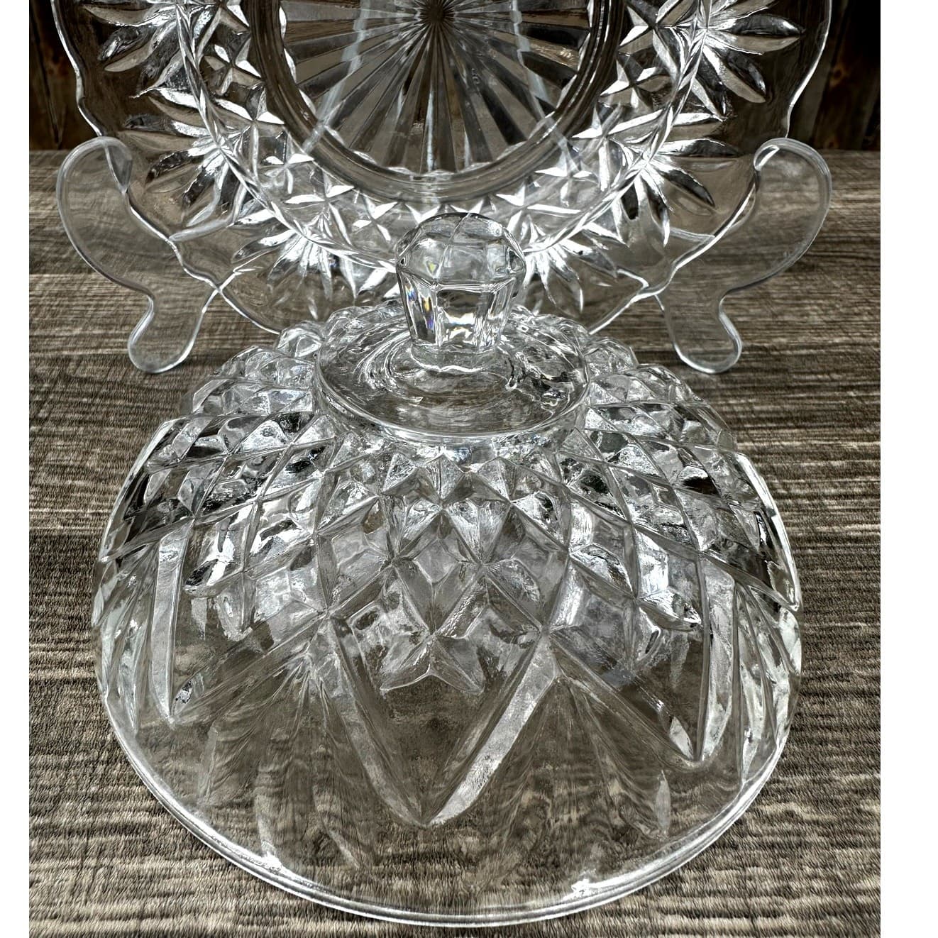 Anchor Hocking Retired 1960's Prescut Clear Pineapple Round Covered Butter Dish - Thumbnail 5