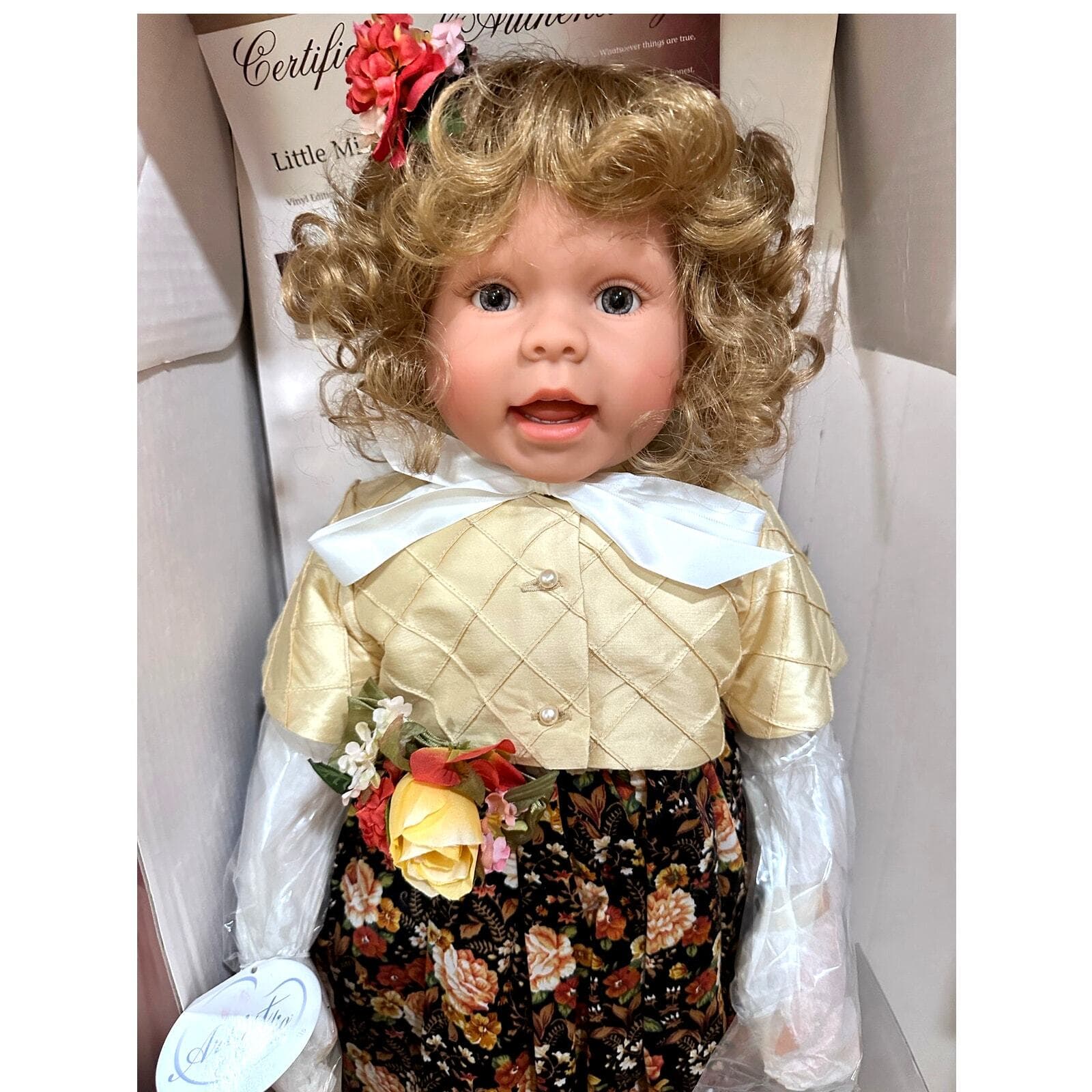 Lee Middleton Original Dolls Artist Studio #897/1000-2004 "Little Miss"-NEW - Thumbnail 2