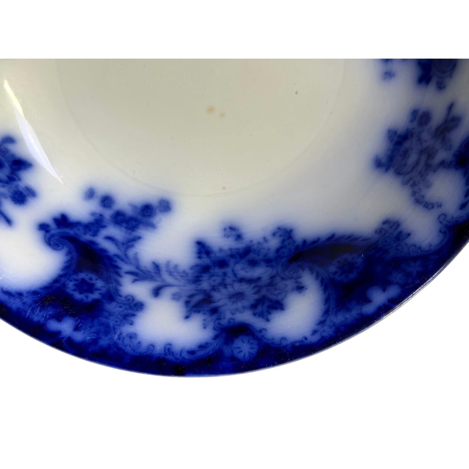 Antique Late 19th Century New Wharf Pottery Blue Flow 9" Serving Bowl - Thumbnail 4