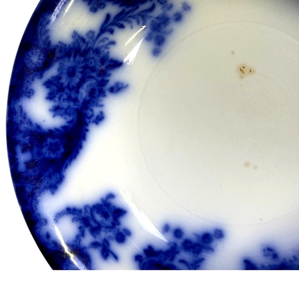 Antique Late 19th Century New Wharf Pottery Blue Flow 9" Serving Bowl - Thumbnail 8