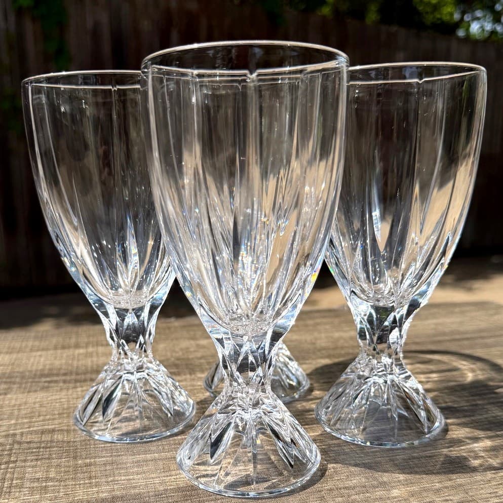 Mikasa Retired 1998-1999 'Horizon' Lead Crystal 6 5/8" Wine Glasses-Set of 4 - Thumbnail 3
