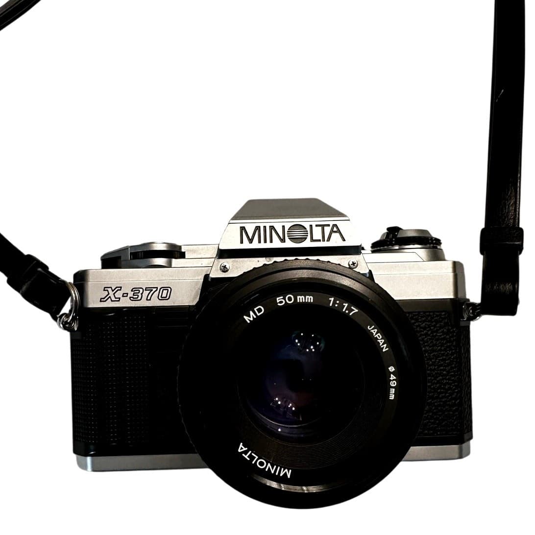 Minolta X-370 35mm Film SLR Camera with 50mm OEM Lens Plus 80-200 Lens and Case - Thumbnail 4