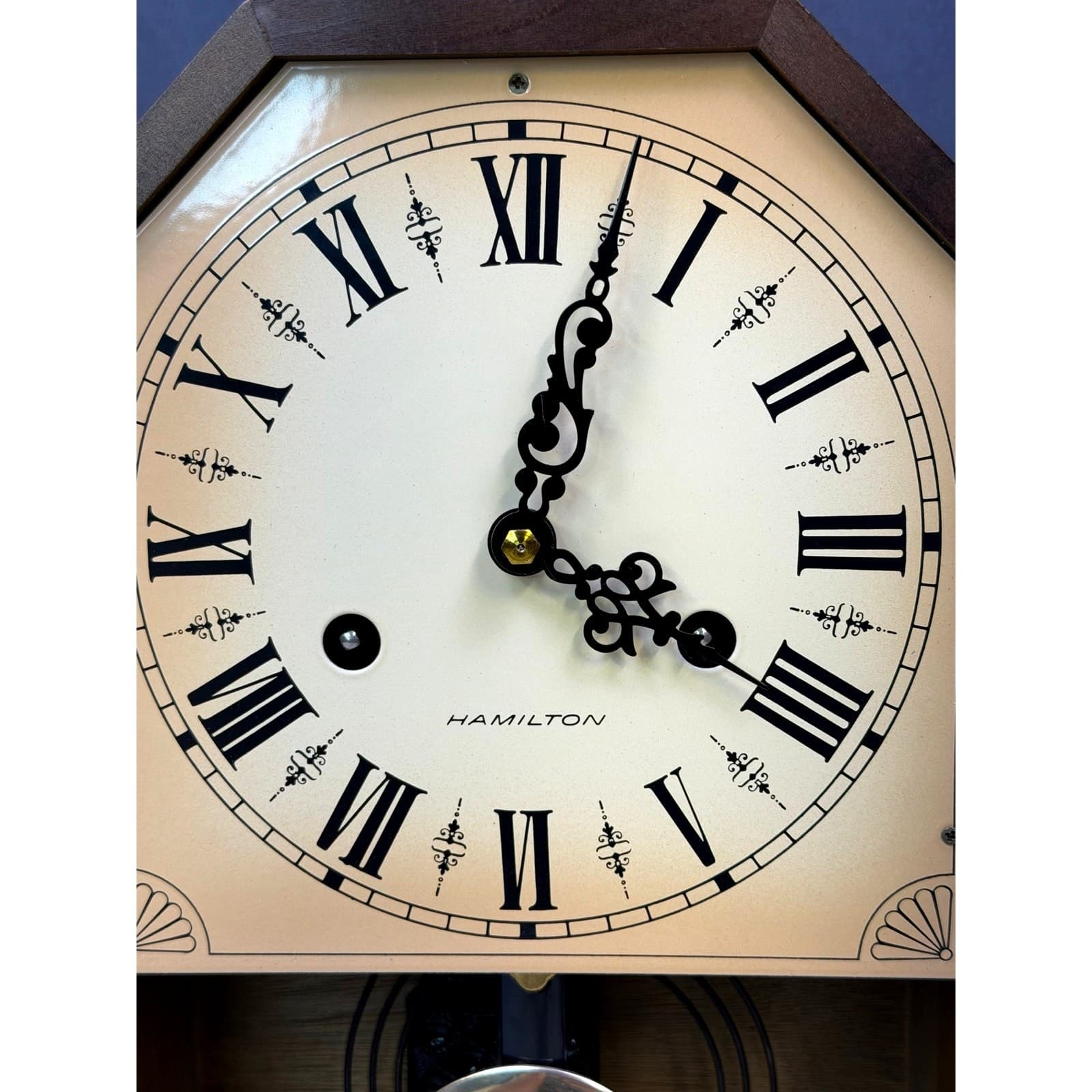 Hamilton Key Wind Mantel Clock Japan Mechanical Pendulum Chime w/ Key Vintage - Thumbnail 2