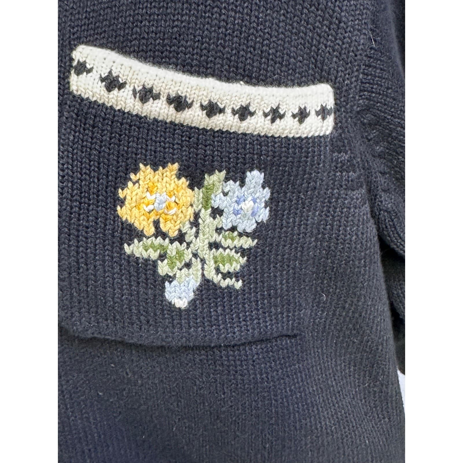 Cambridge Spirit Vintage 2-Piece Black Cotton Sweater Set Floral Accents-Medium - Thumbnail 6