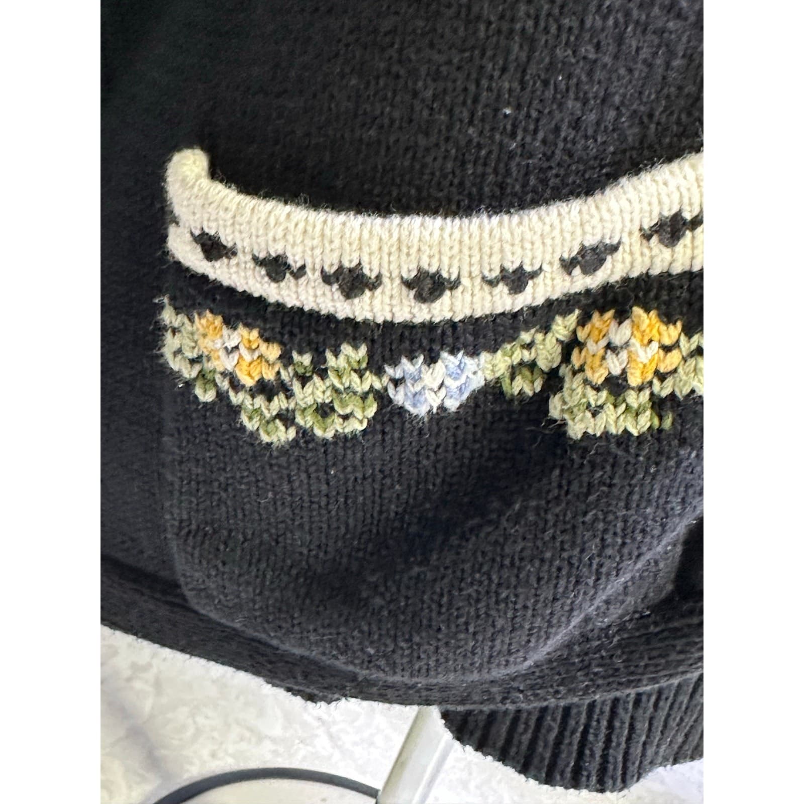 Cambridge Spirit Vintage 2-Piece Black Cotton Sweater Set Floral Accents-Medium - Thumbnail 8