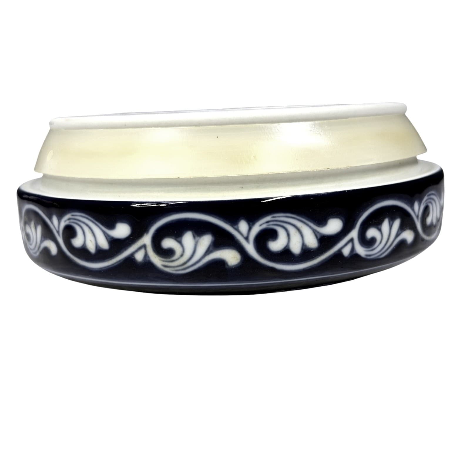 Pier 1 'Mandarin' Large Canister Airtight Lid Blue White Porcelain Kitchen 9.5” - Thumbnail 4