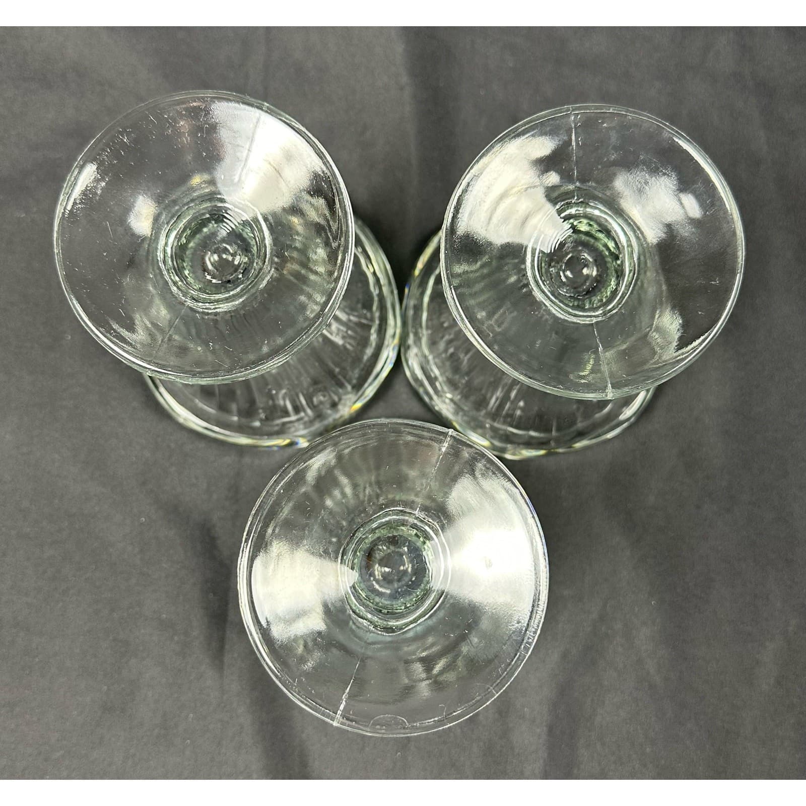 Footed Tulip Design 5" Ribbed Ice Cream Parfait Dishes Set of 3 - Thumbnail 4