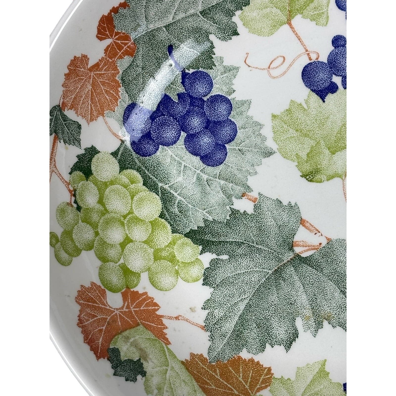 La Primula Grapes Pattern 12" Serving Bowl Hand Painted Italy Vintage - Thumbnail 3