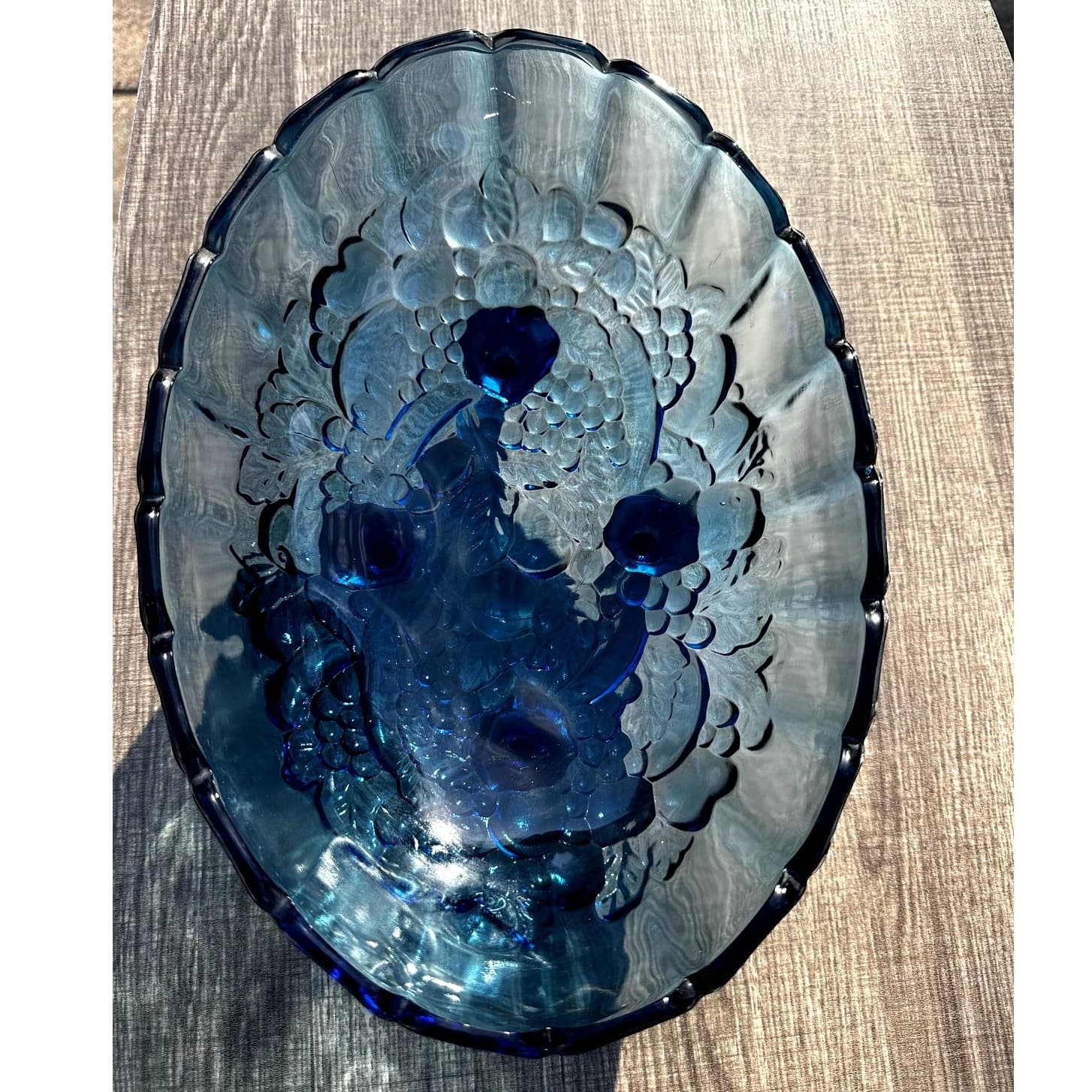 Indiana Glass Vintage Garland Blue Oval Footed Harvest Grape Centerpiece Bowl - Thumbnail 2