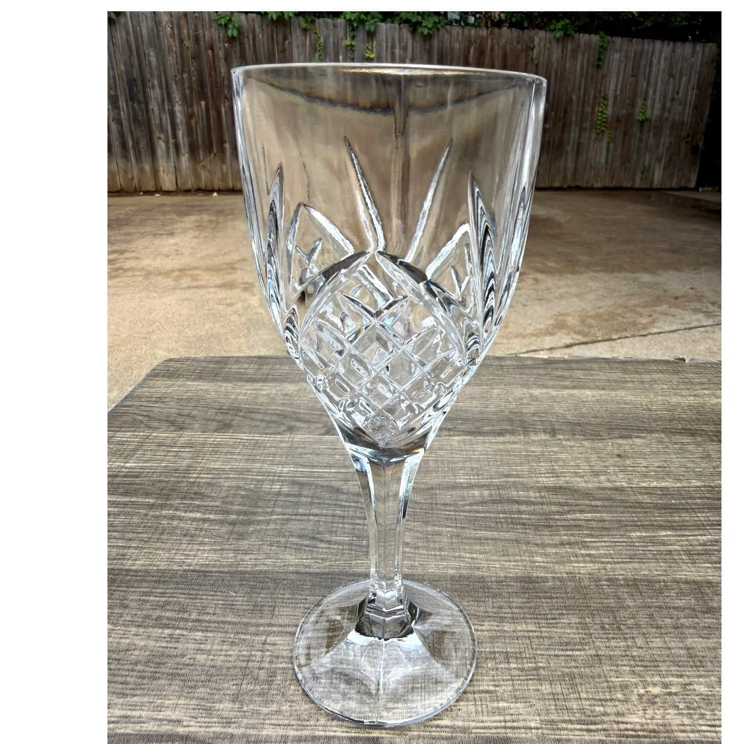 Shannon Godinger Vintage Dublin Crystal Wine Goblets 8" Cut Glasses-Set of 3 - Thumbnail 5