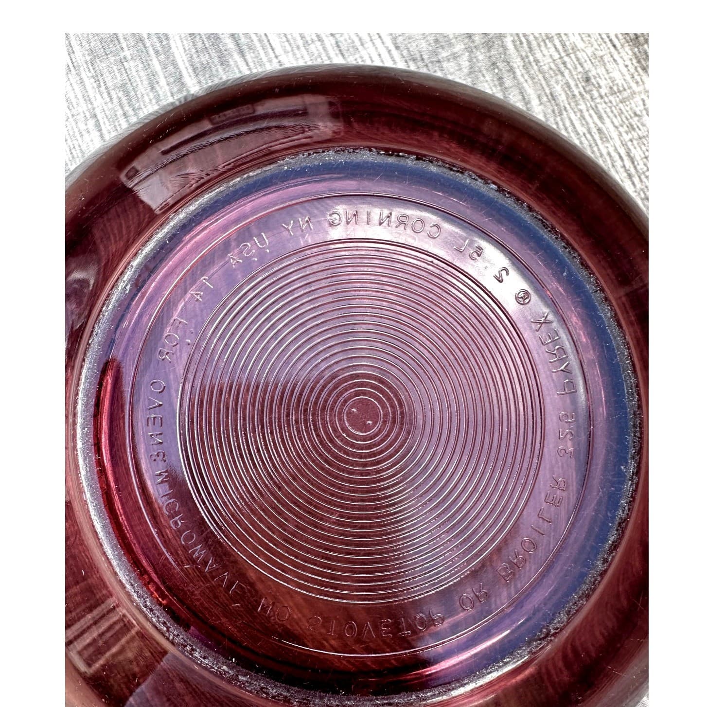 Pyrex Cranberry Bowls # 322 and # 325 Nesting Retro Mixing Bowls-Set of 2 - Thumbnail 2