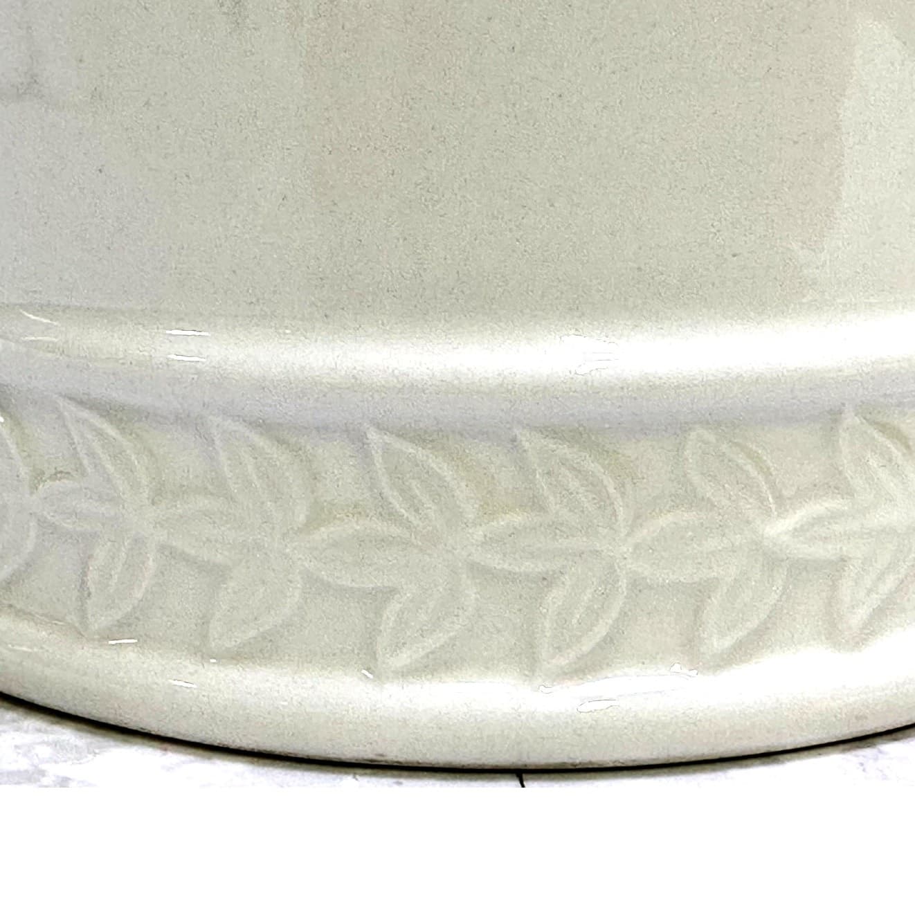 Portmeirion 1998-2006 Retired 'Options' Embossed Smooth Laurel Rim Tankard Cup - Thumbnail 2