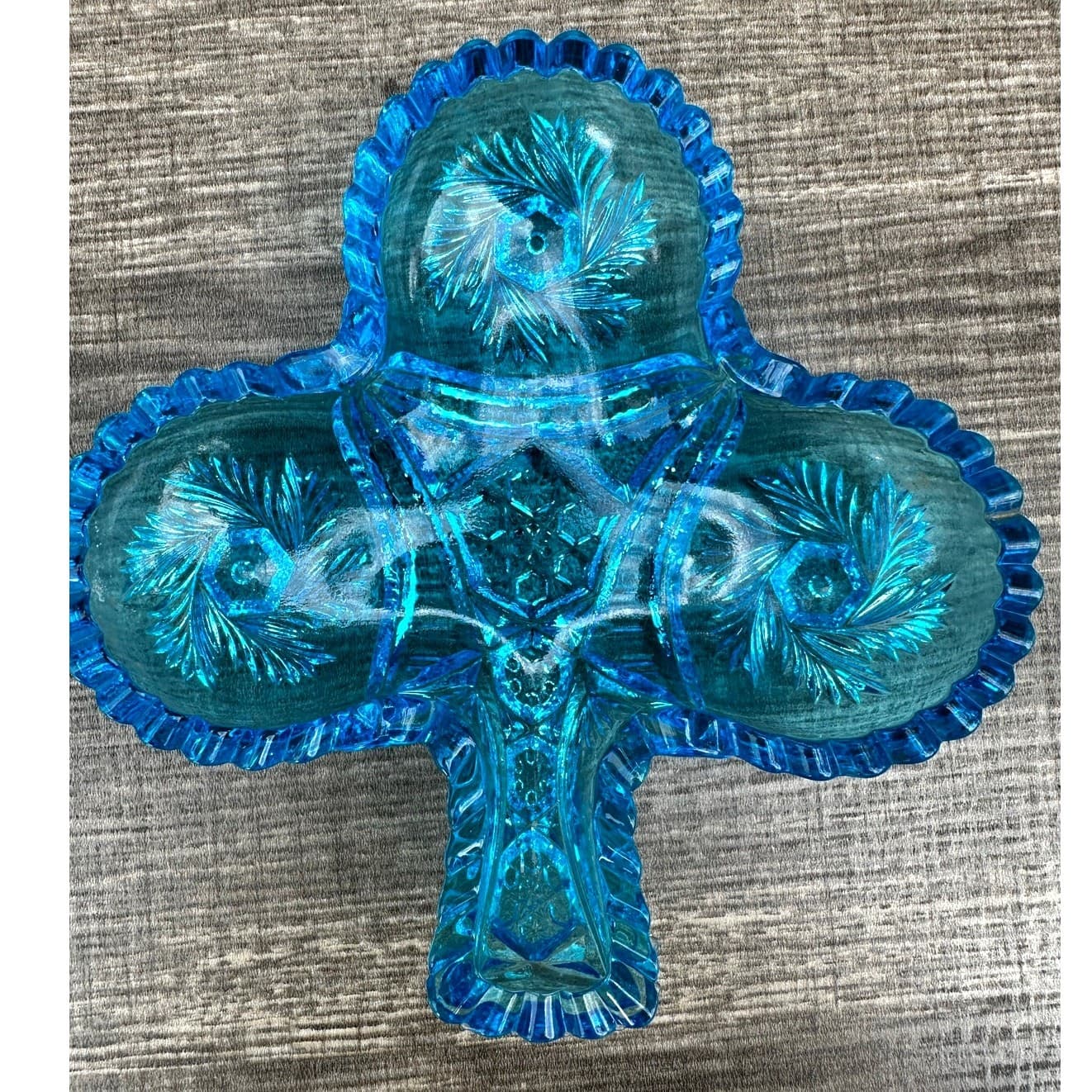 Kemple Glass Aqua Blue Sawtooth Pinwheel Lucky Clover Leaf Candy Trinket Dish - Thumbnail 3