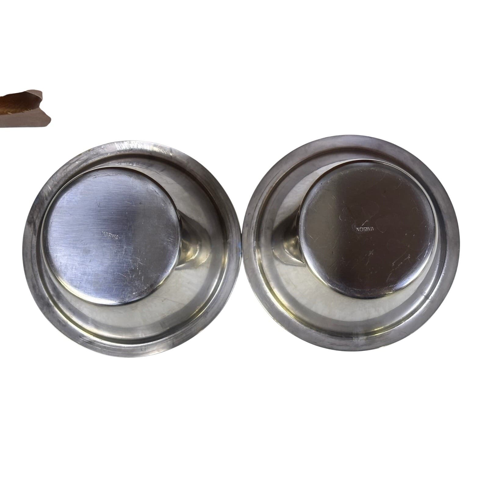 Norway Standing Dog Dish Holder w/ Aluminum Bowls - Thumbnail 5