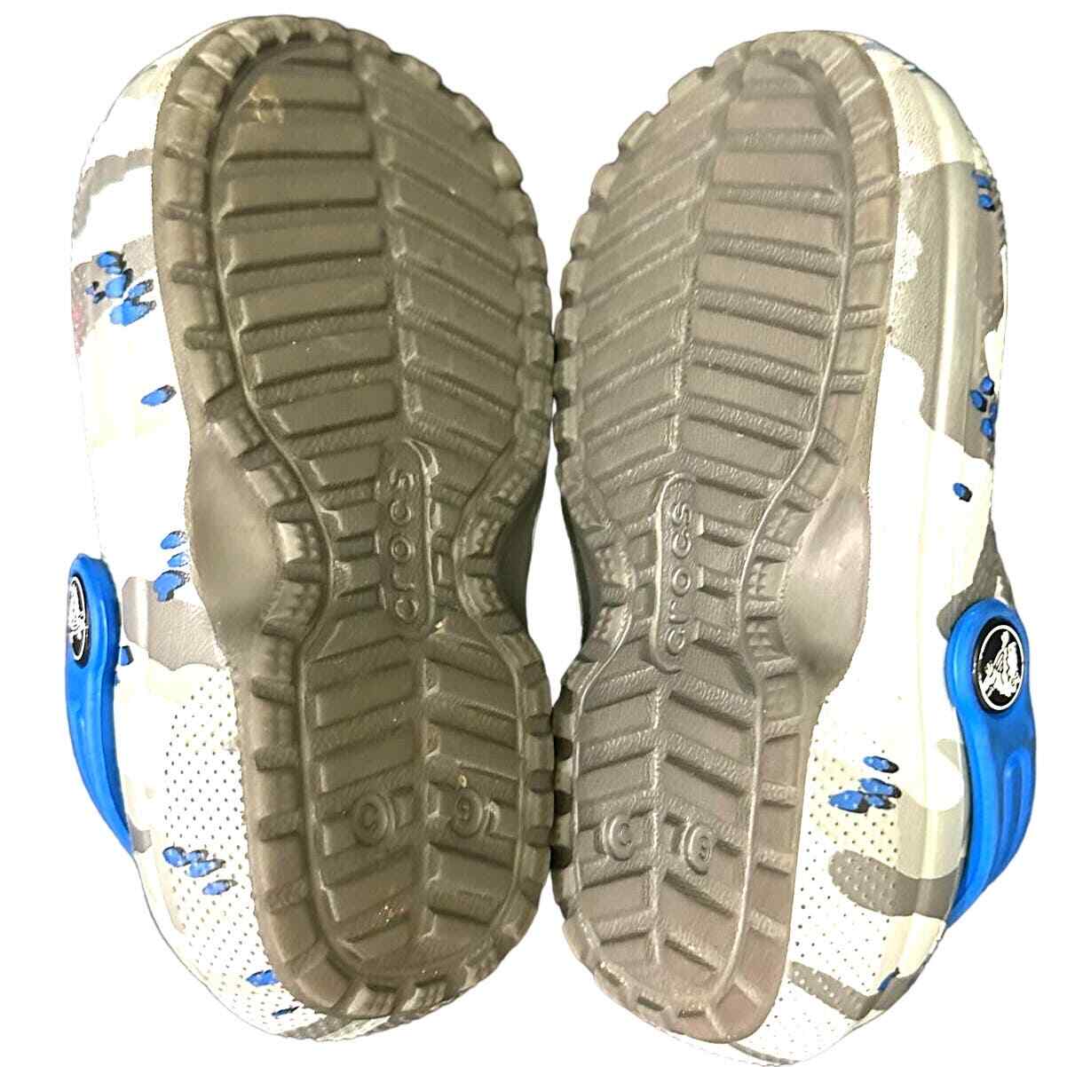 Crocs Child’s Classic Lined Gray Camo Clogs Size C-9 - Thumbnail 5