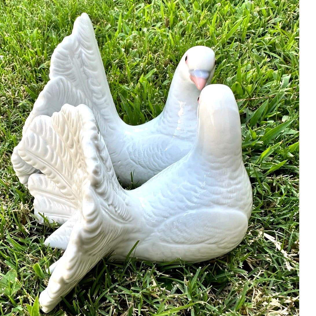 LLadro 'Couple of Doves' 01169 Spain Porcelain Lovebirds-Original Box-Excellent - Thumbnail 2