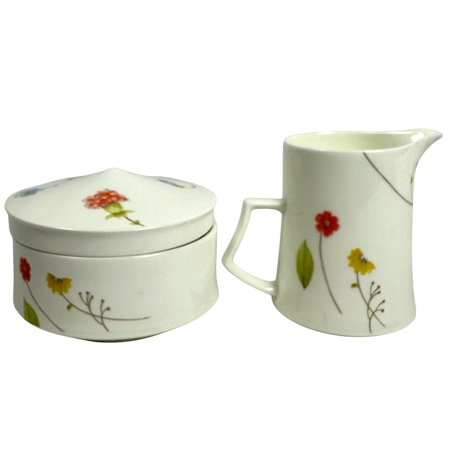 Mikasa Bone China Japan 1974-1996 Retired 'Just Flowers' Creamer/Sugar Bowl Set - Thumbnail 4