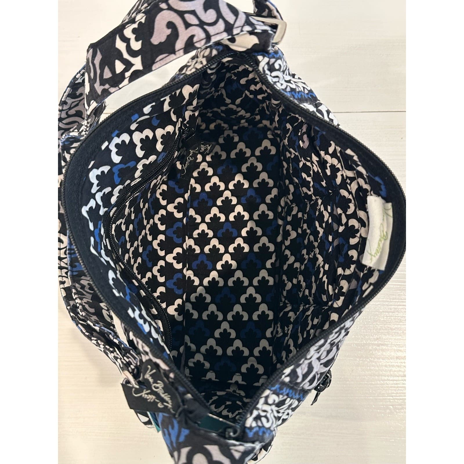 Vera Bradley Retired 'Canterbury' Cobalt/Black/White Large Shoulder Bag - Thumbnail 9