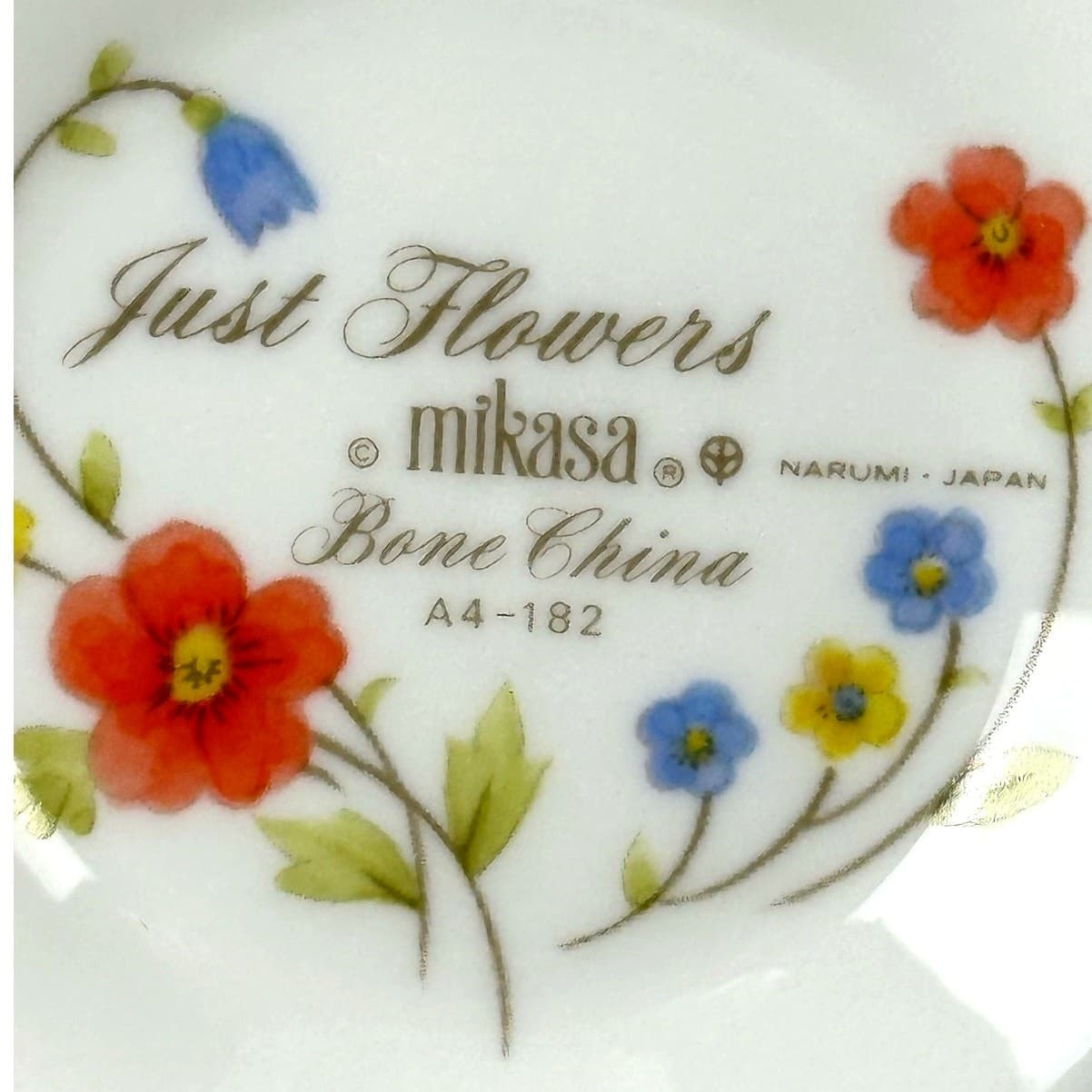 Mikasa Bone China Japan 1974-1996 Retired 'Just Flowers' Flat Cup & Saucer Set - Thumbnail 7