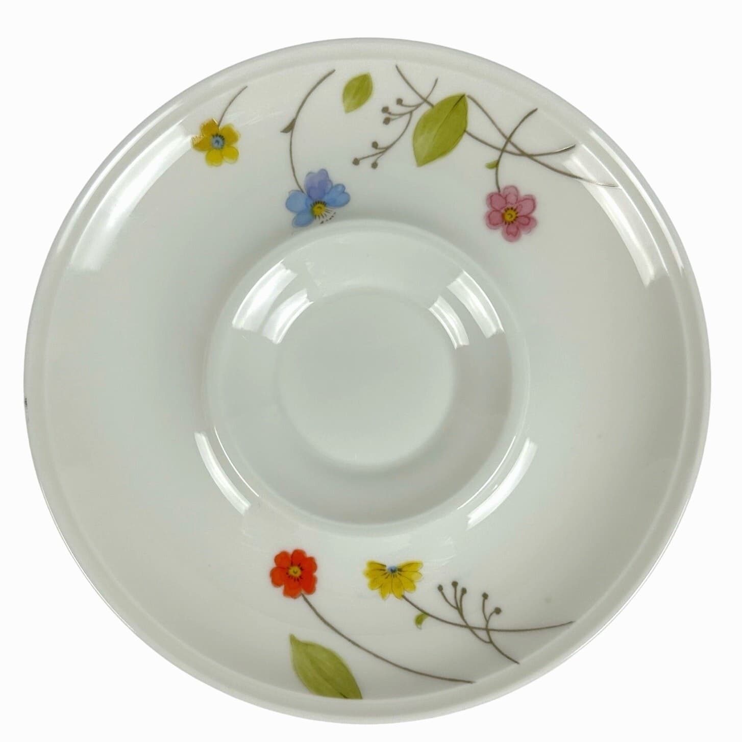 Mikasa Bone China Japan 1974-1996 Retired 'Just Flowers' Flat Cup & Saucer Set - Thumbnail 5