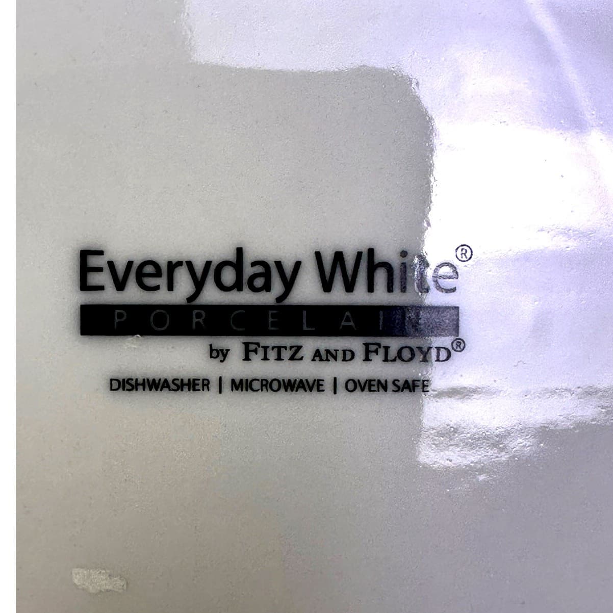 Fitz & Floyd Everyday White Large 11 x 8.5 Rectangular Porcelain Serving Bowl - Thumbnail 5