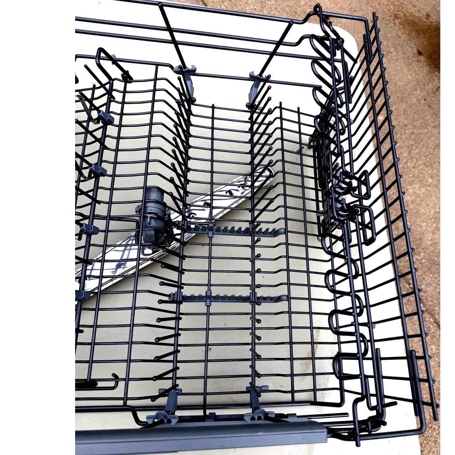 ASKO Dishwasher Upper Rack Assembly OEM DBI675THXXLS.U w/ Spray Tube - Thumbnail 16