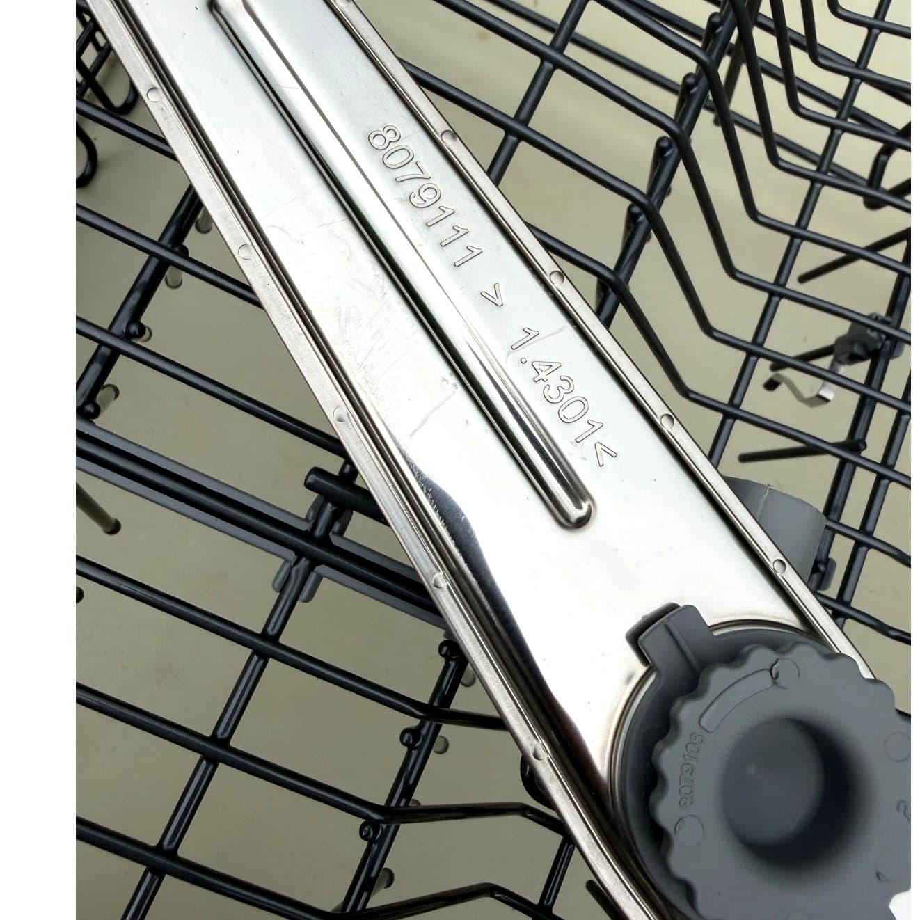 ASKO Dishwasher Upper Rack Assembly OEM DBI675THXXLS.U w/ Spray Tube - Thumbnail 9